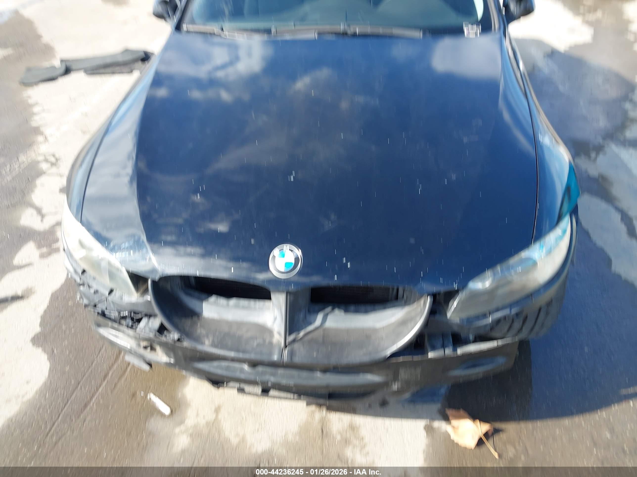 BMW 335I image 6