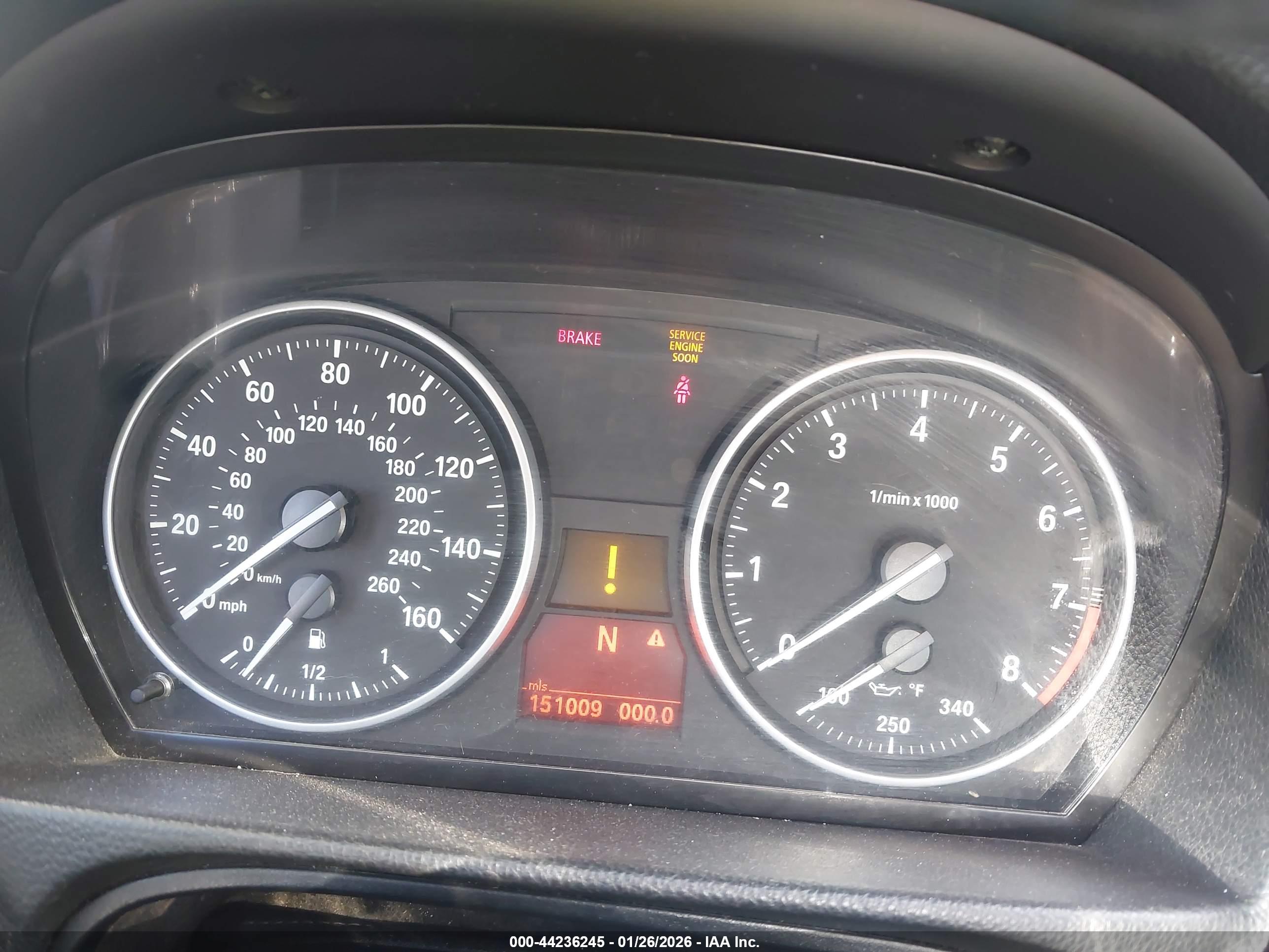 BMW 335I image 7