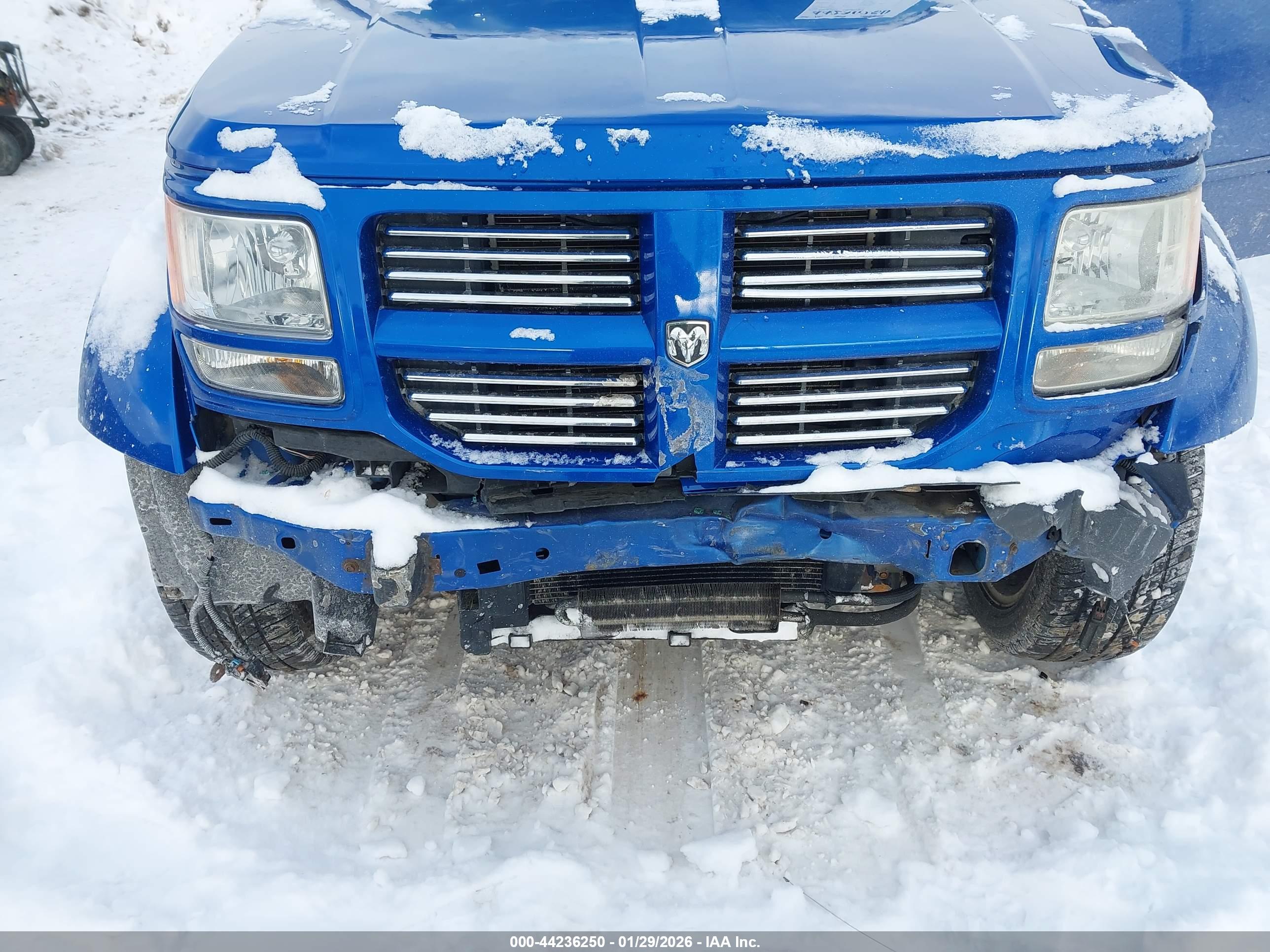 DODGE NITRO image 6
