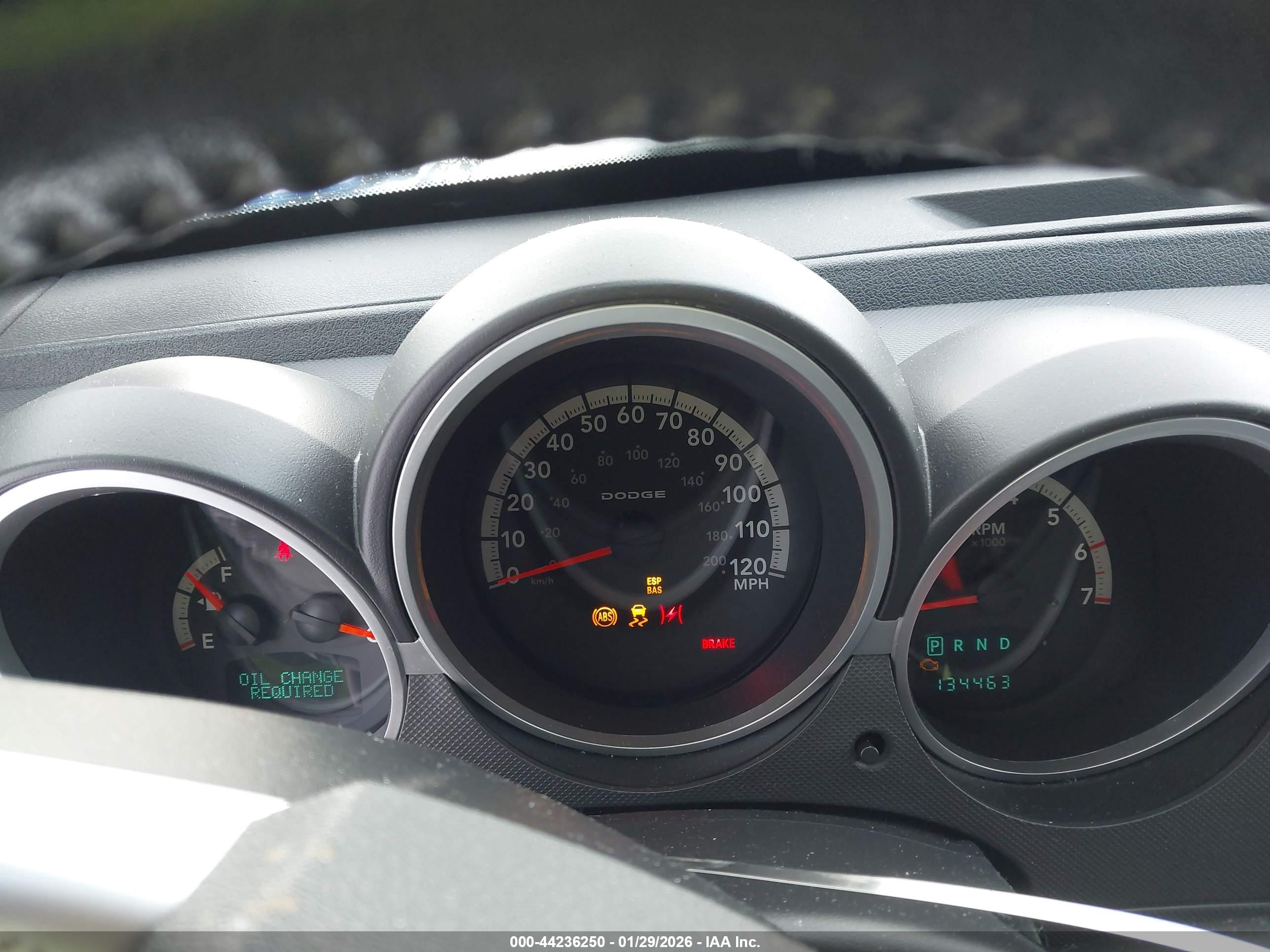DODGE NITRO image 7