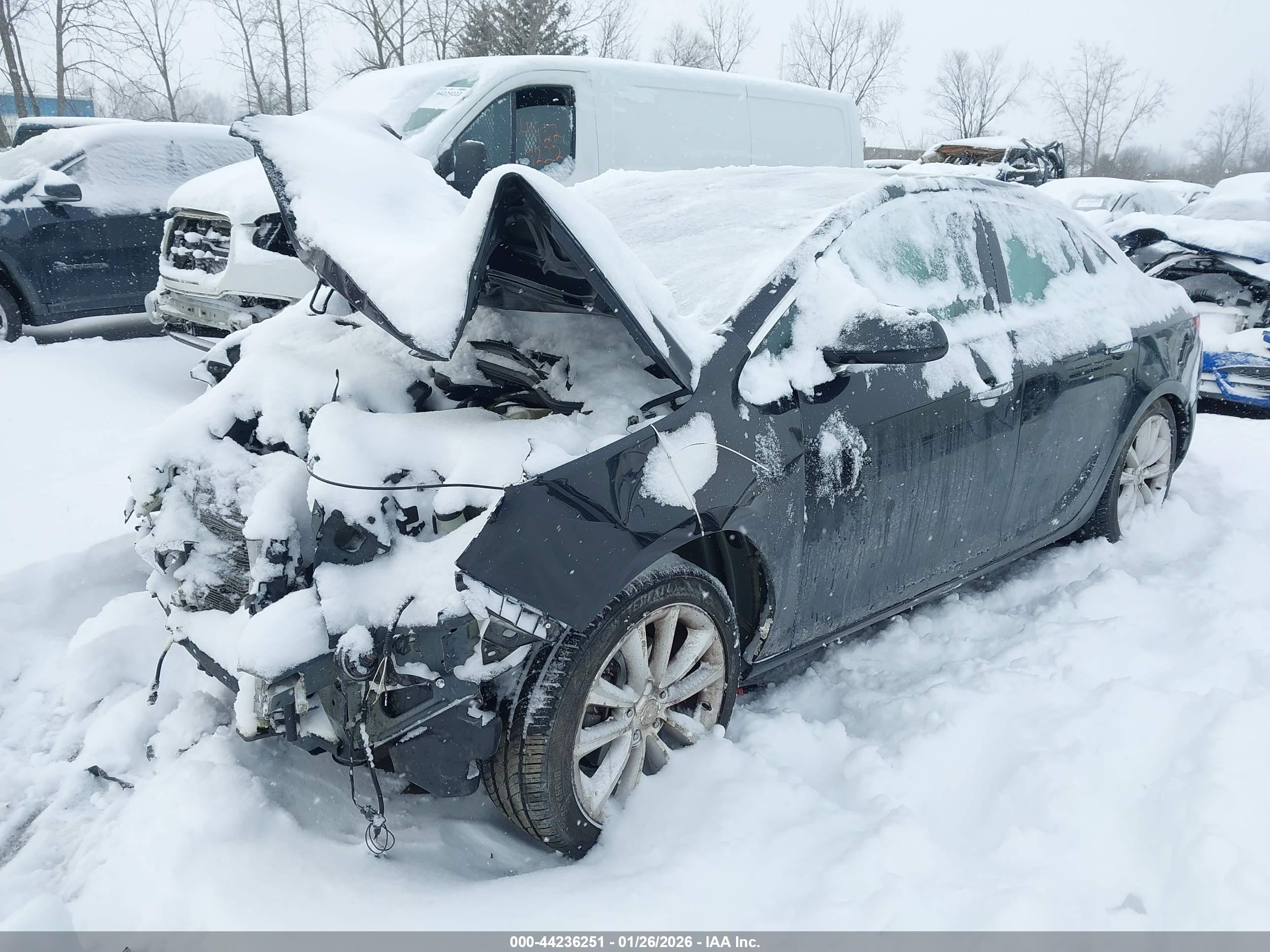 BUICK VERANO image 2