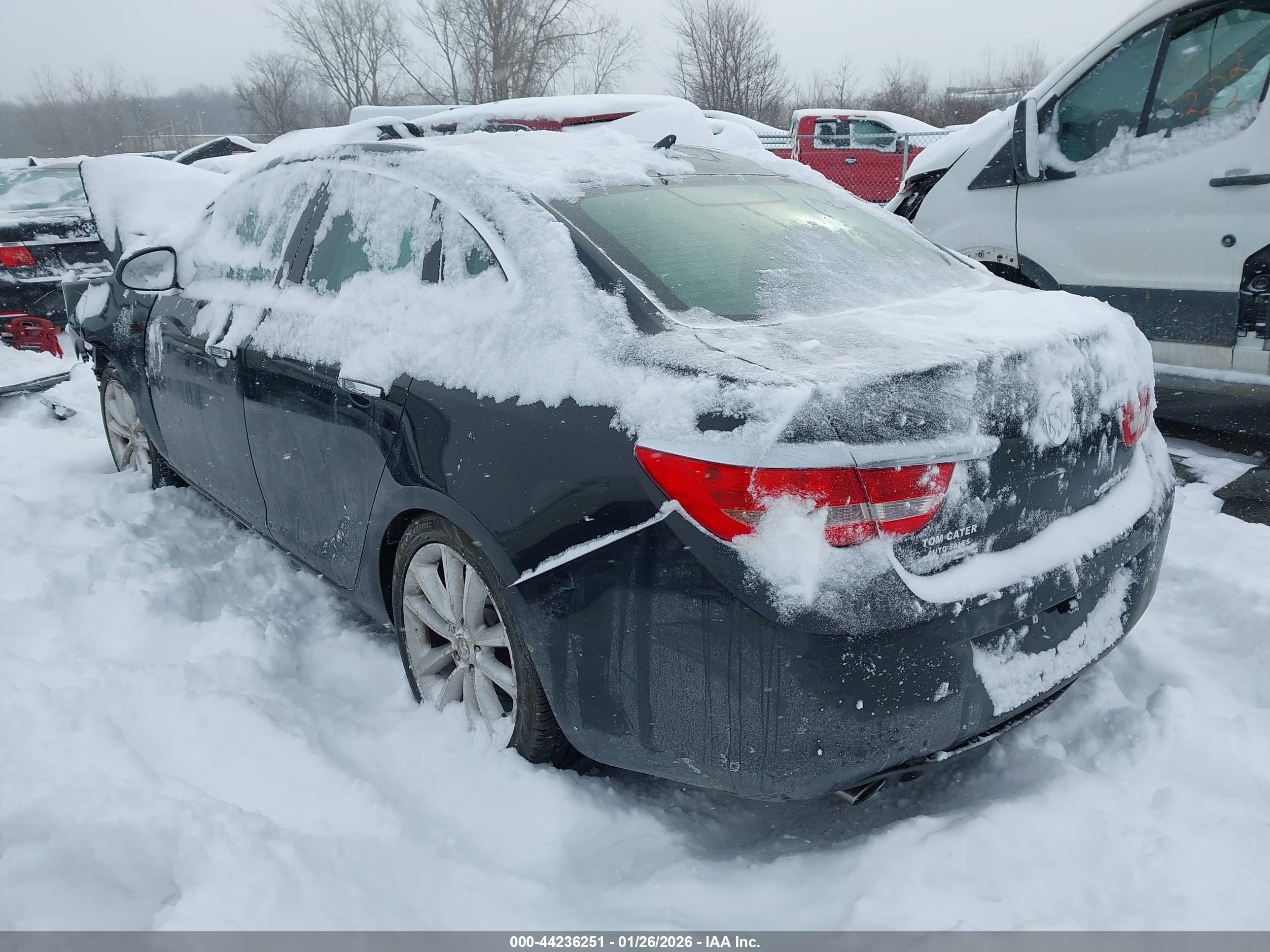 BUICK VERANO image 3