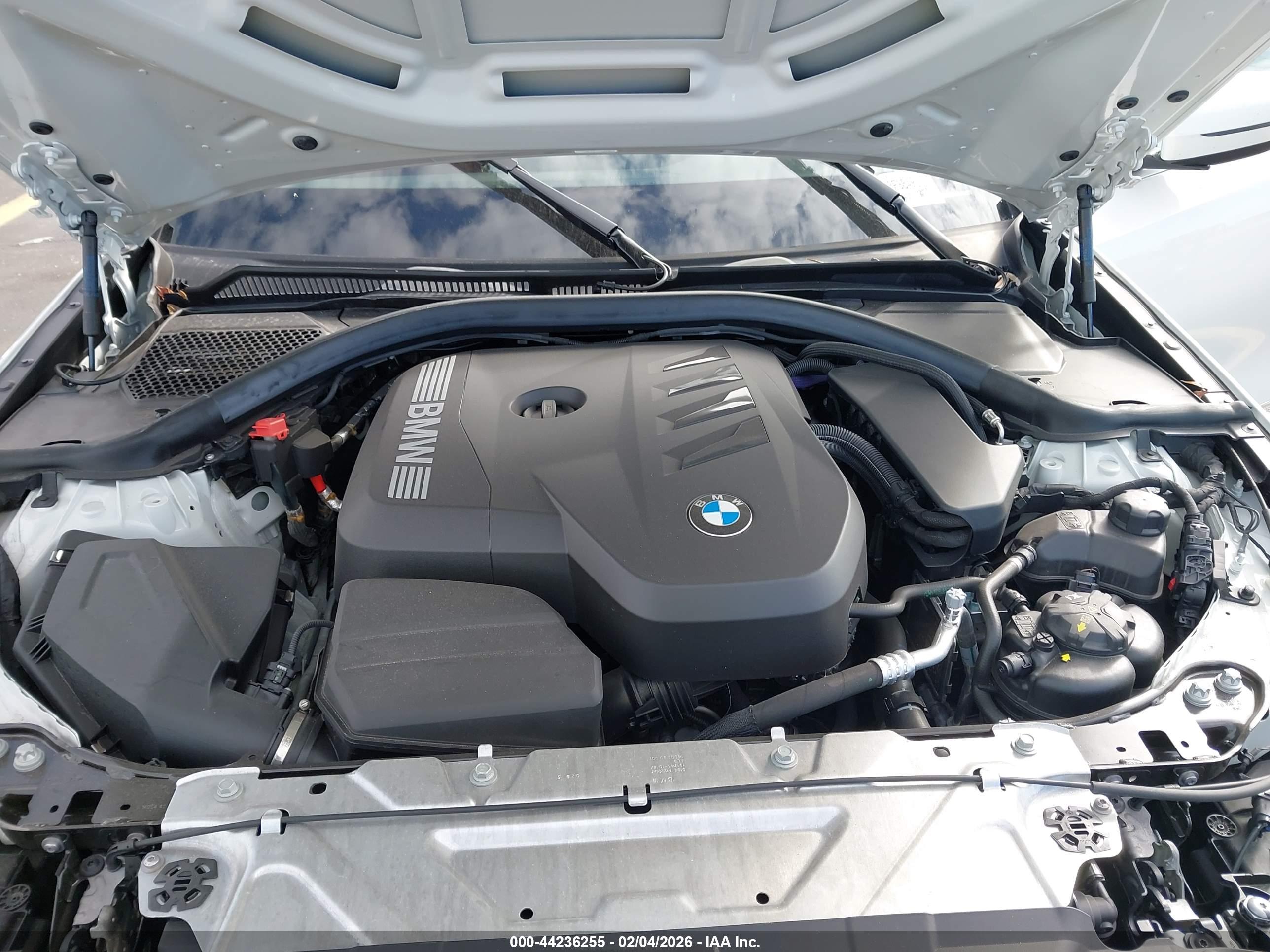 BMW 330I image 10