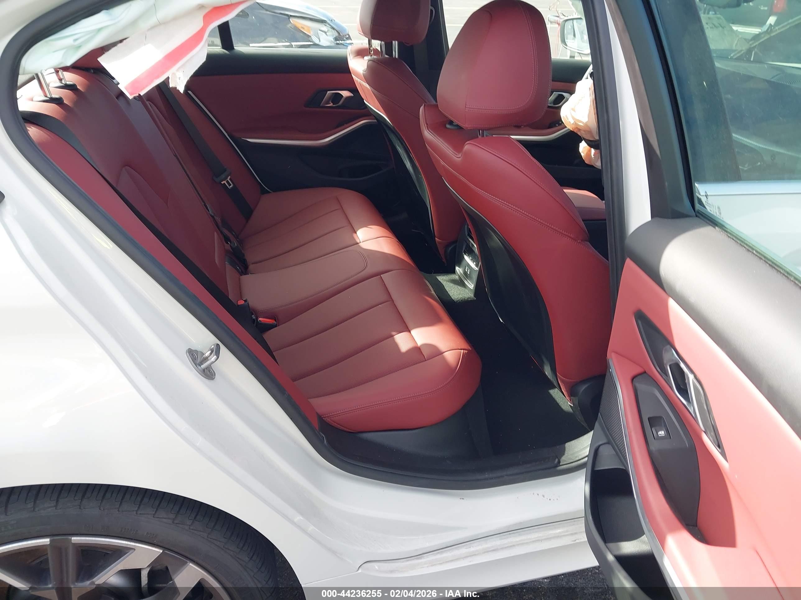 BMW 330I image 8