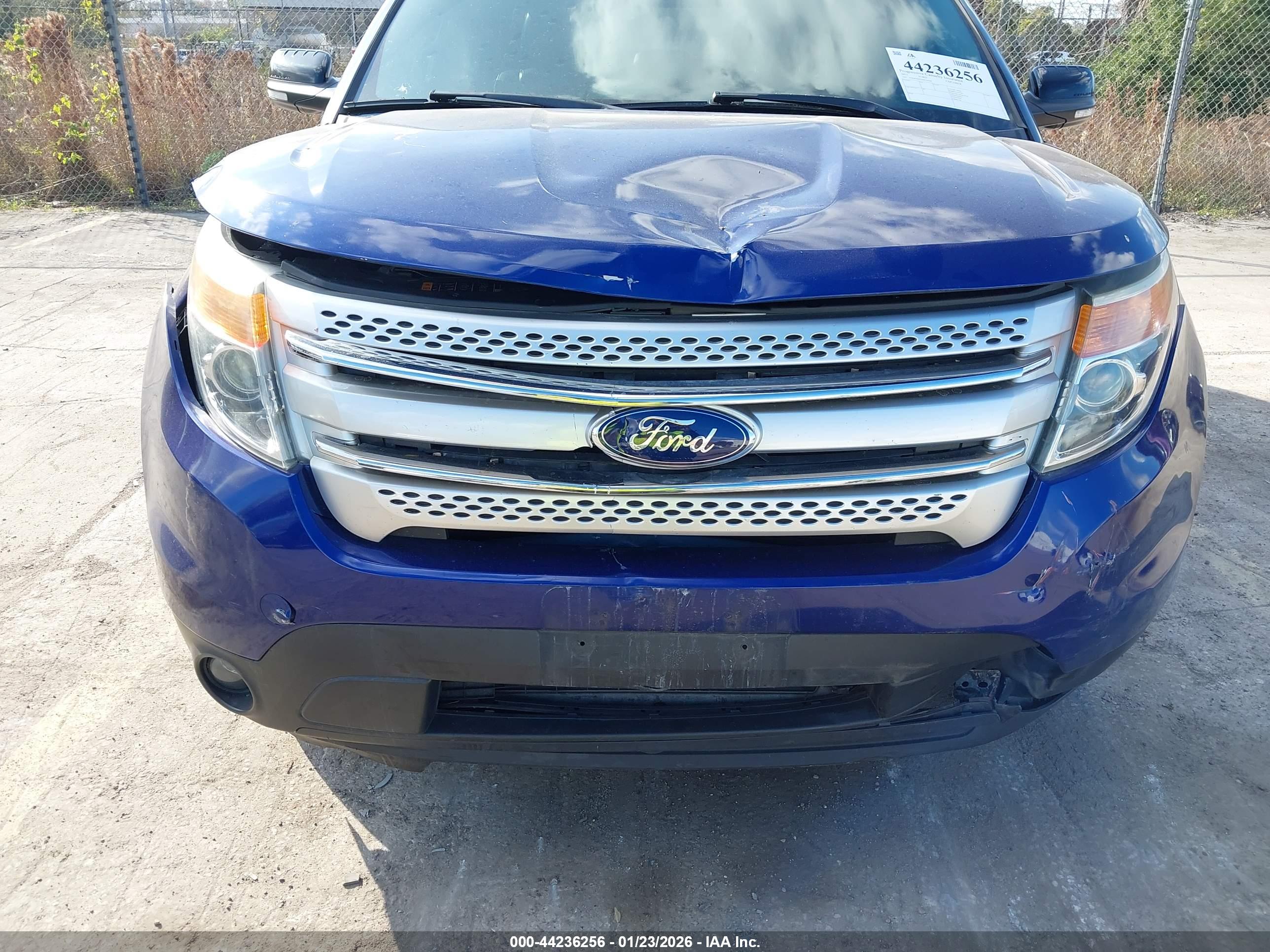 FORD EXPLORER image 6