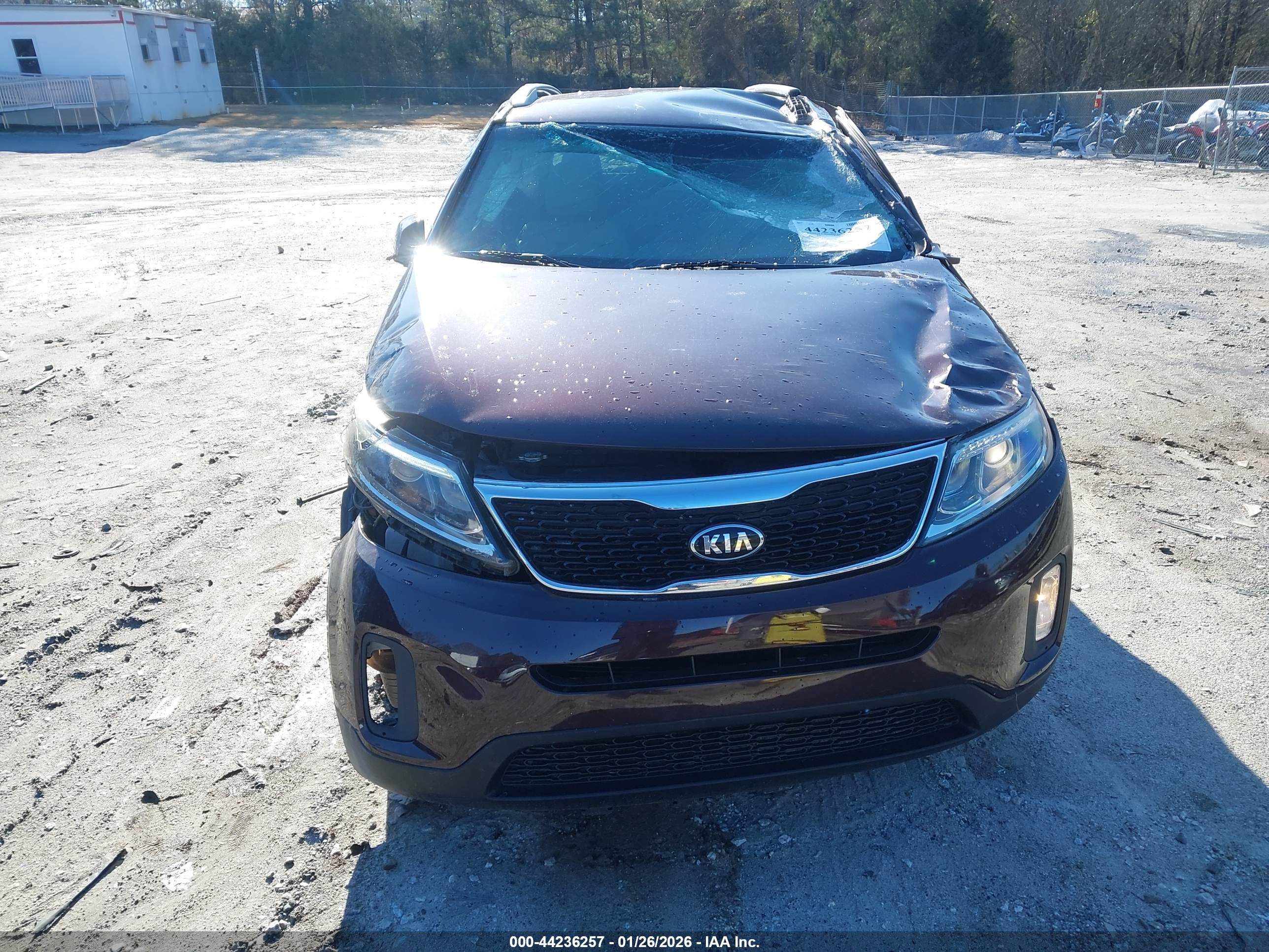 KIA SORENTO image 6