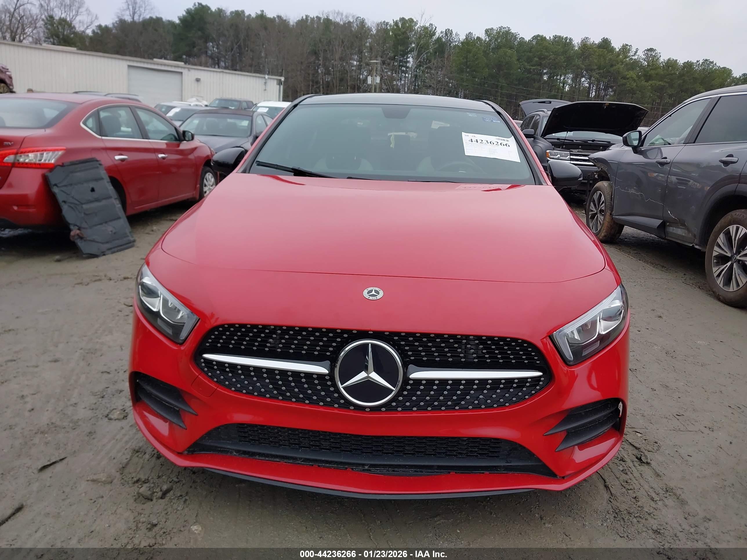 MERCEDES-BENZ A image 6