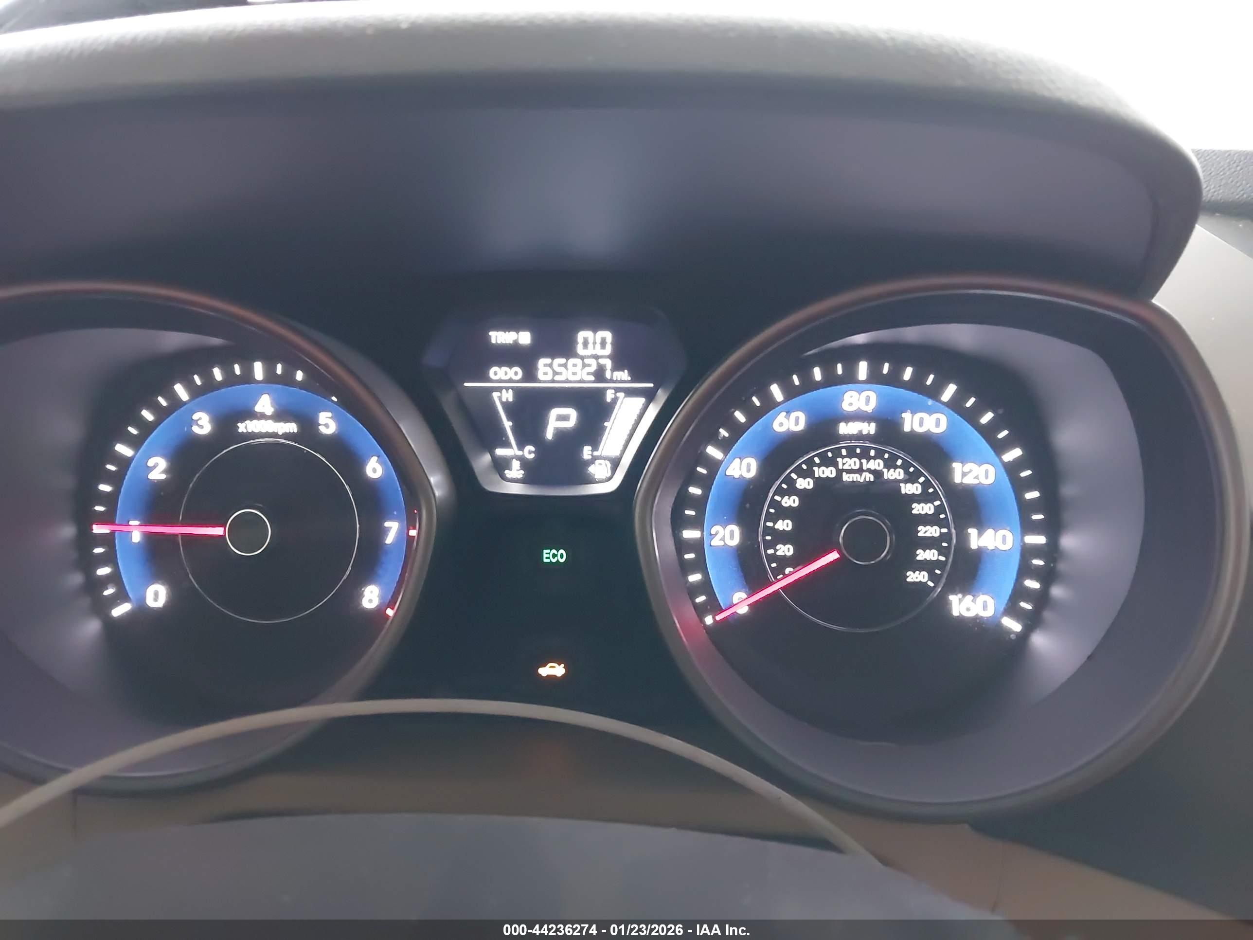 HYUNDAI ELANTRA image 7