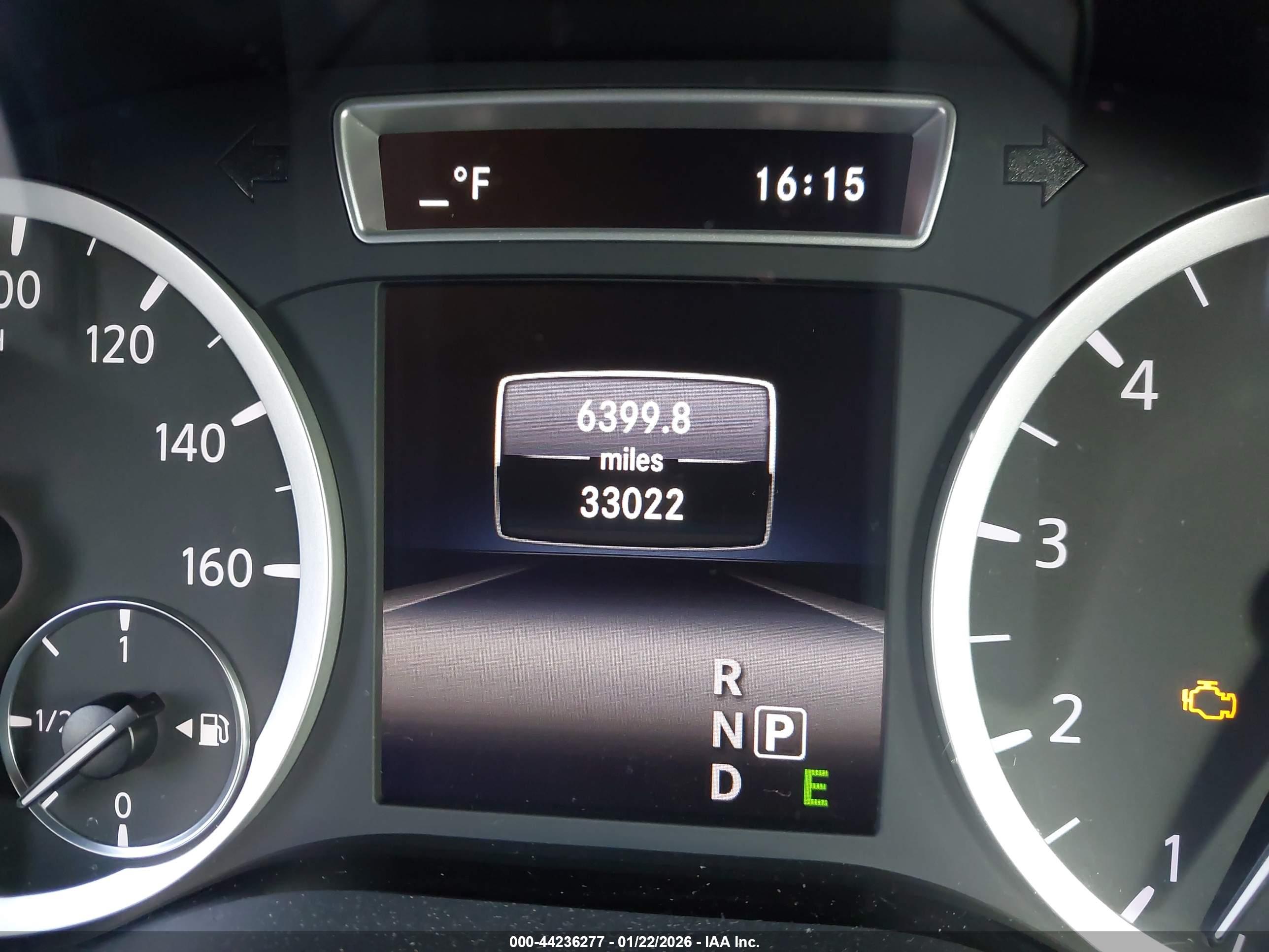 INFINITI QX30 image 7