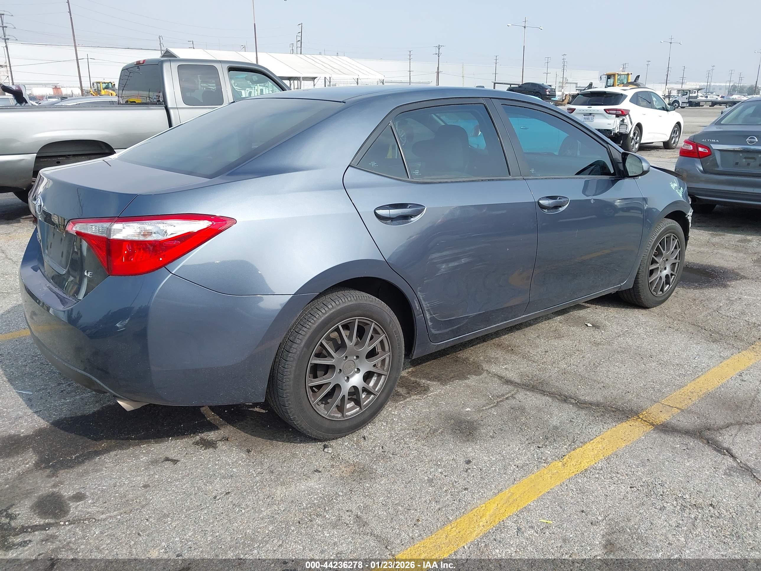TOYOTA COROLLA image 4