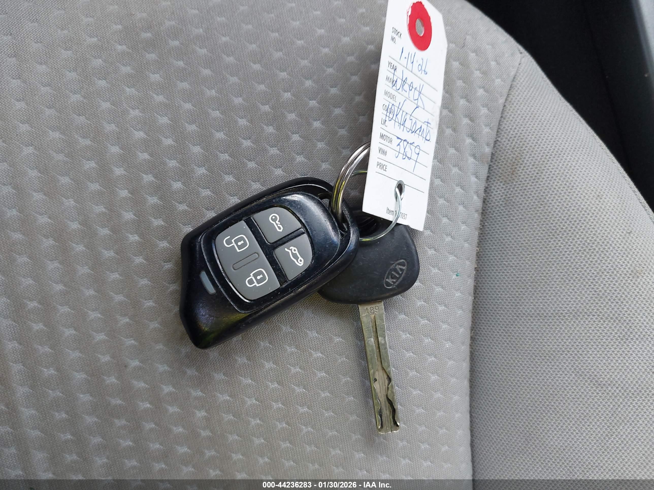 KIA SORENTO image 11