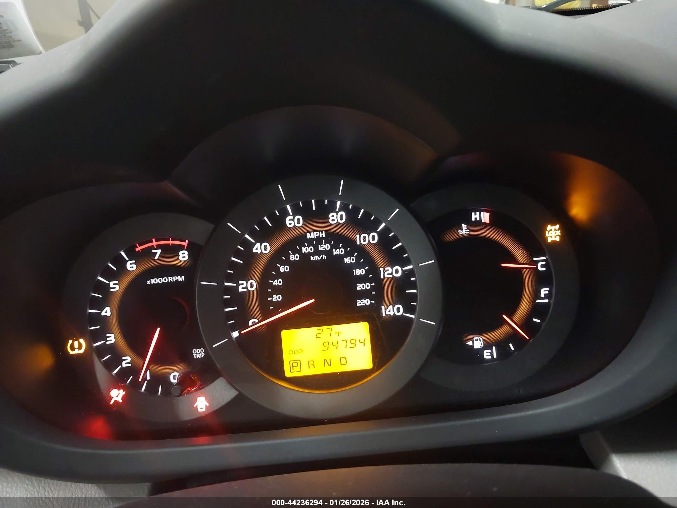 TOYOTA RAV4 image 7