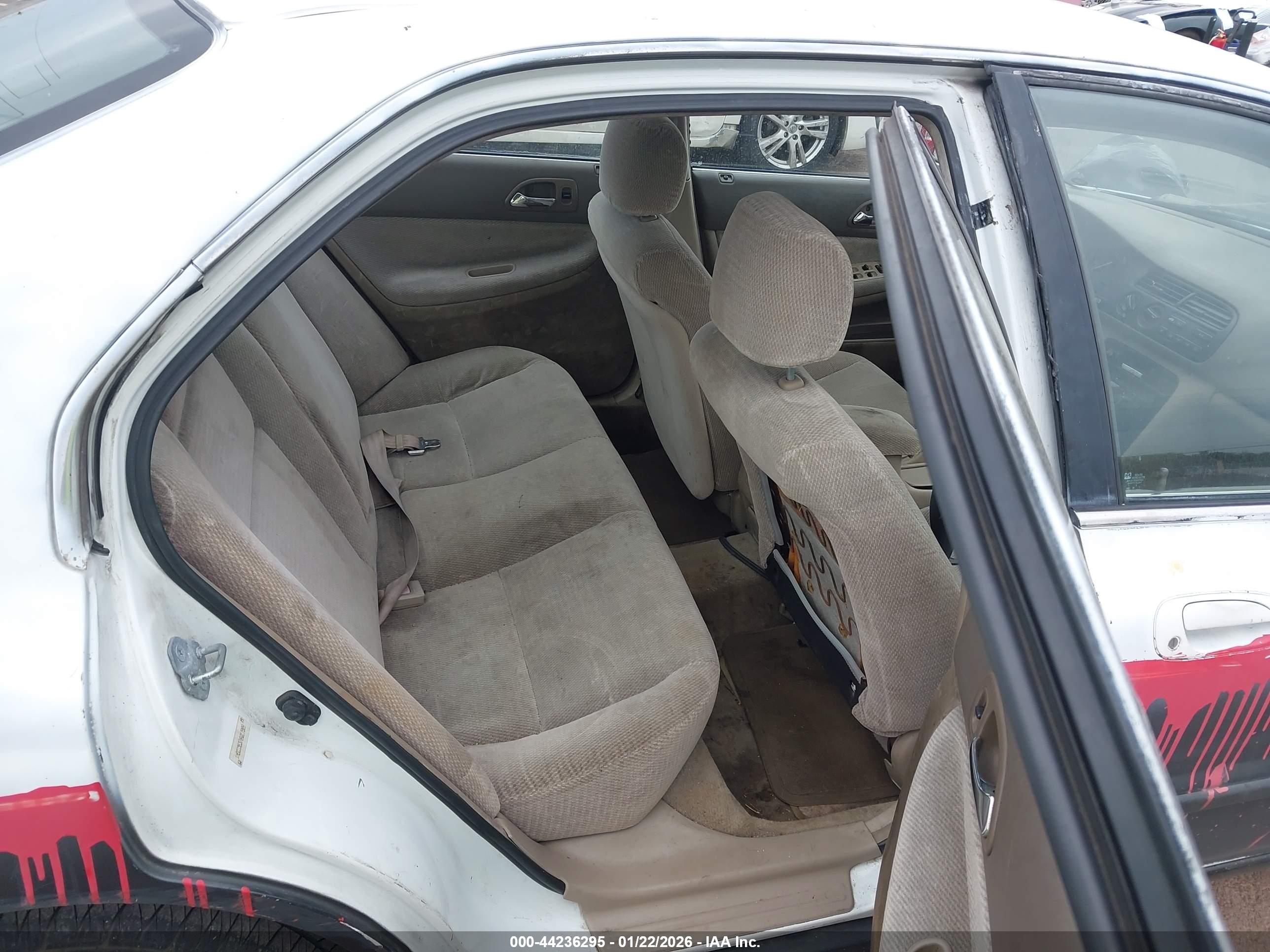 HONDA ACCORD image 8