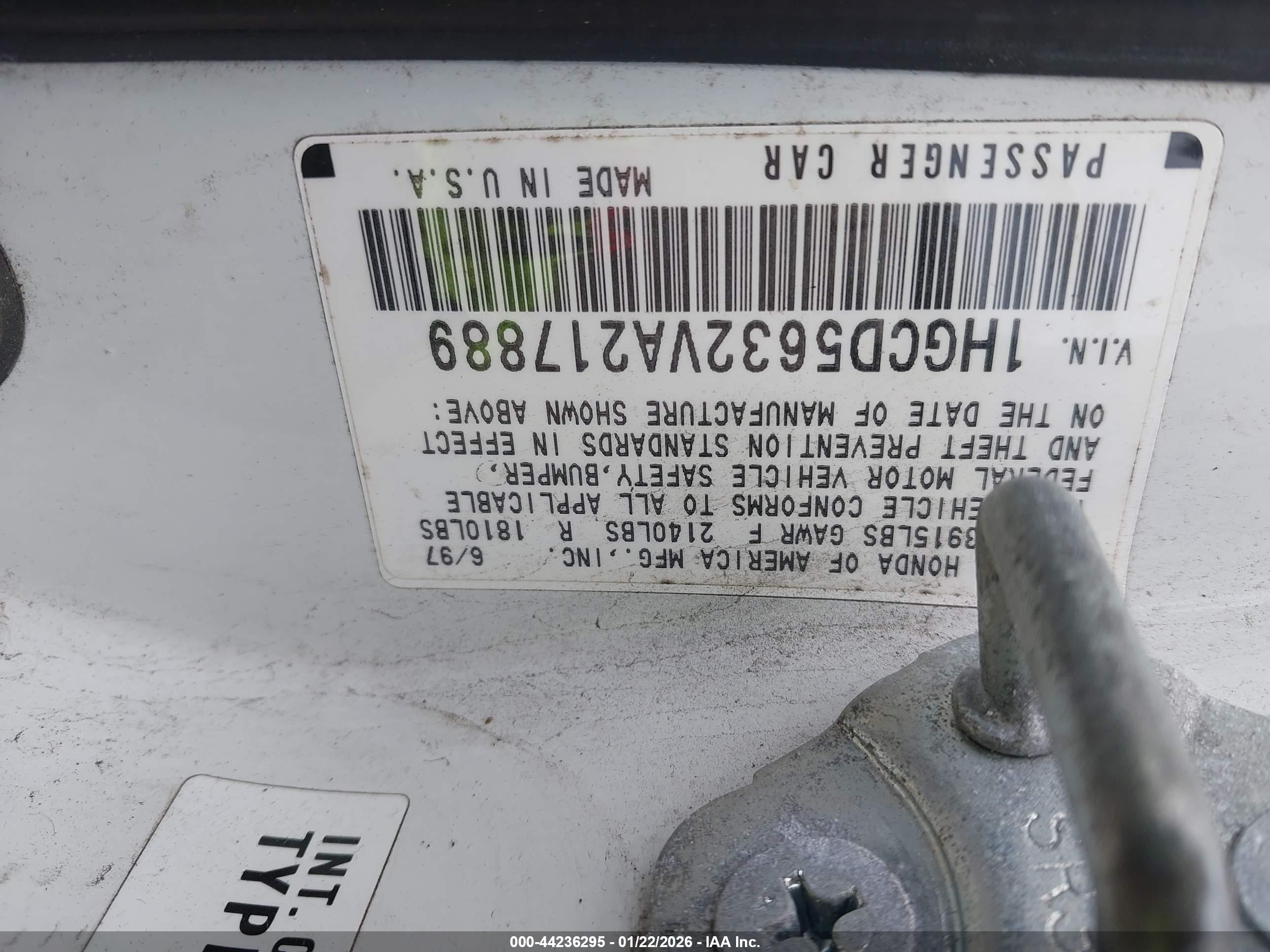 HONDA ACCORD image 9