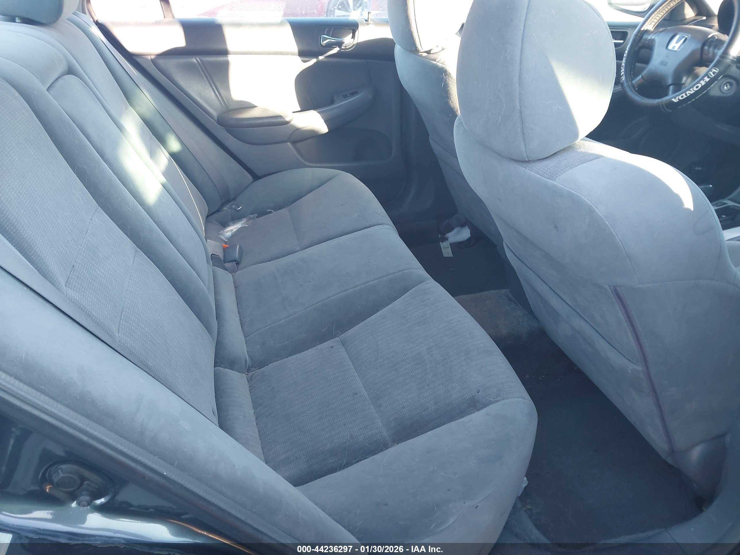 HONDA ACCORD image 8