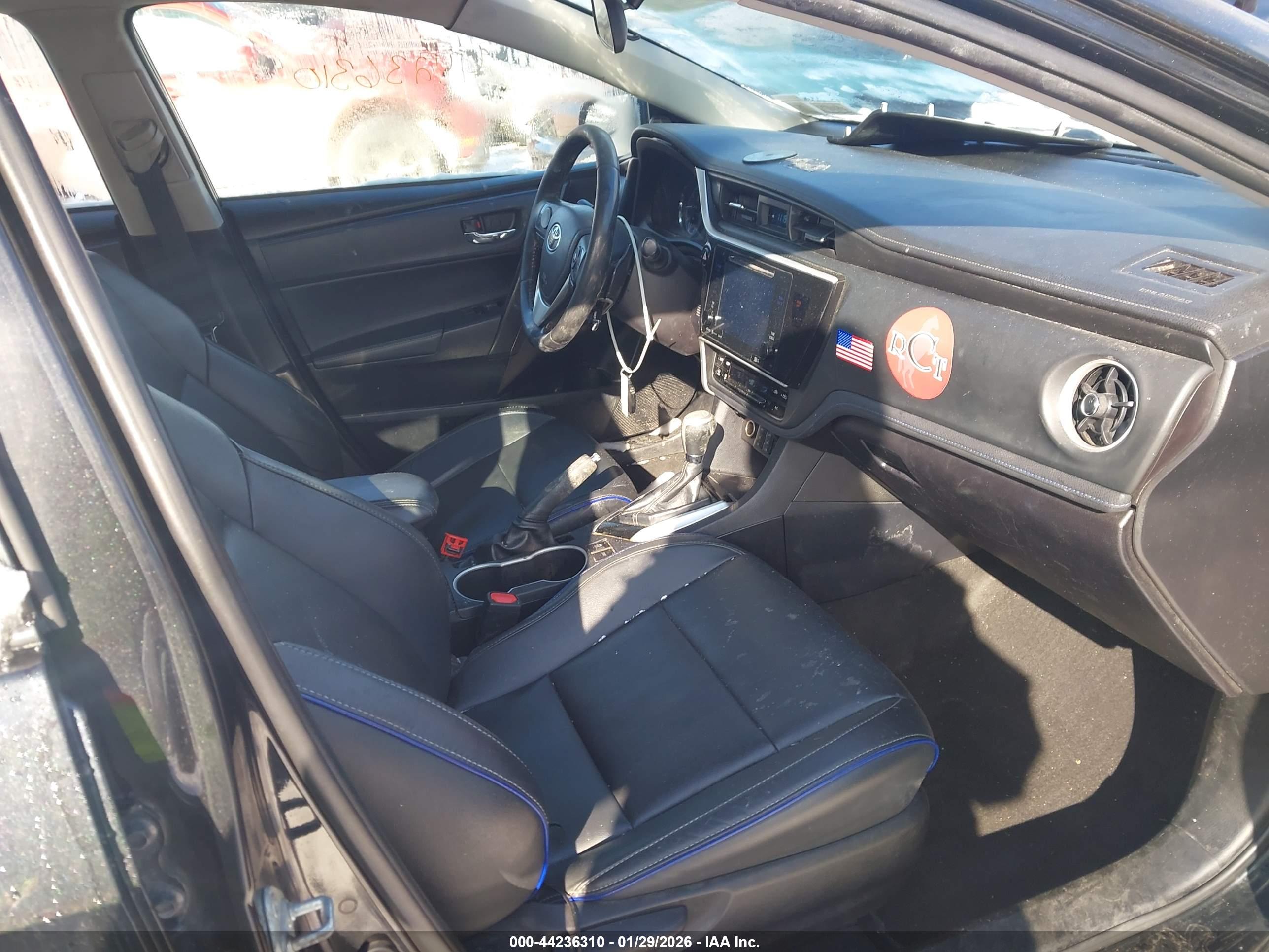 TOYOTA COROLLA image 5