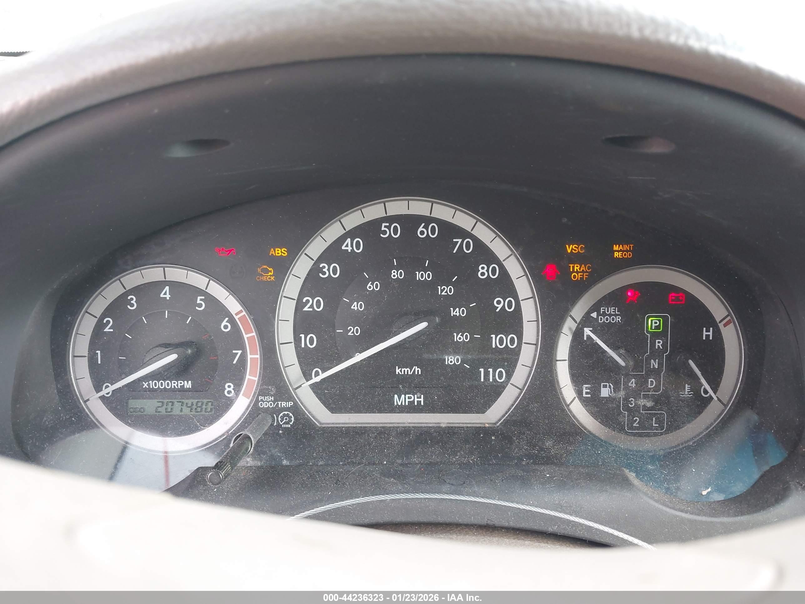 TOYOTA SIENNA image 7