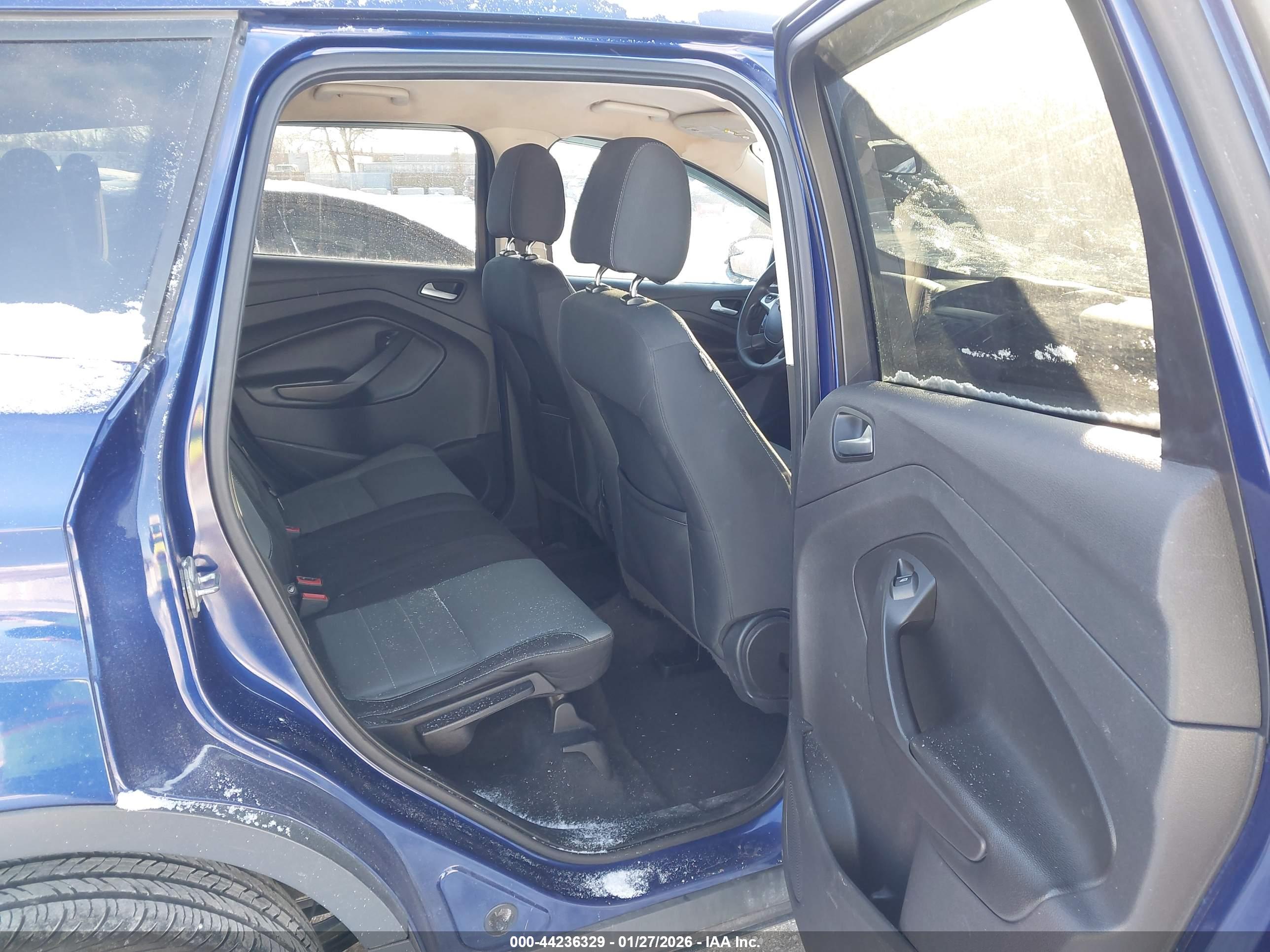 FORD ESCAPE image 8