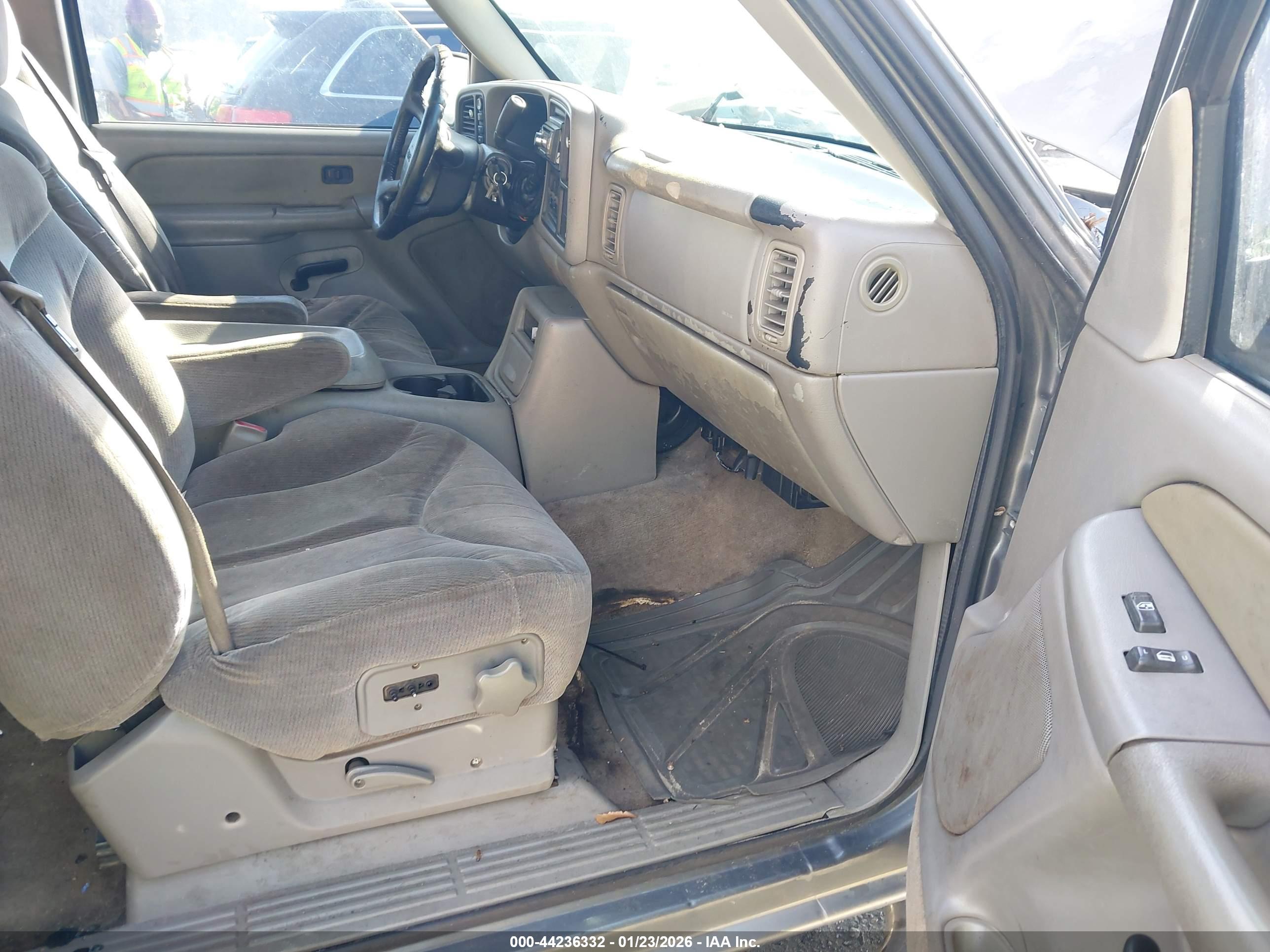 GMC SIERRA image 5