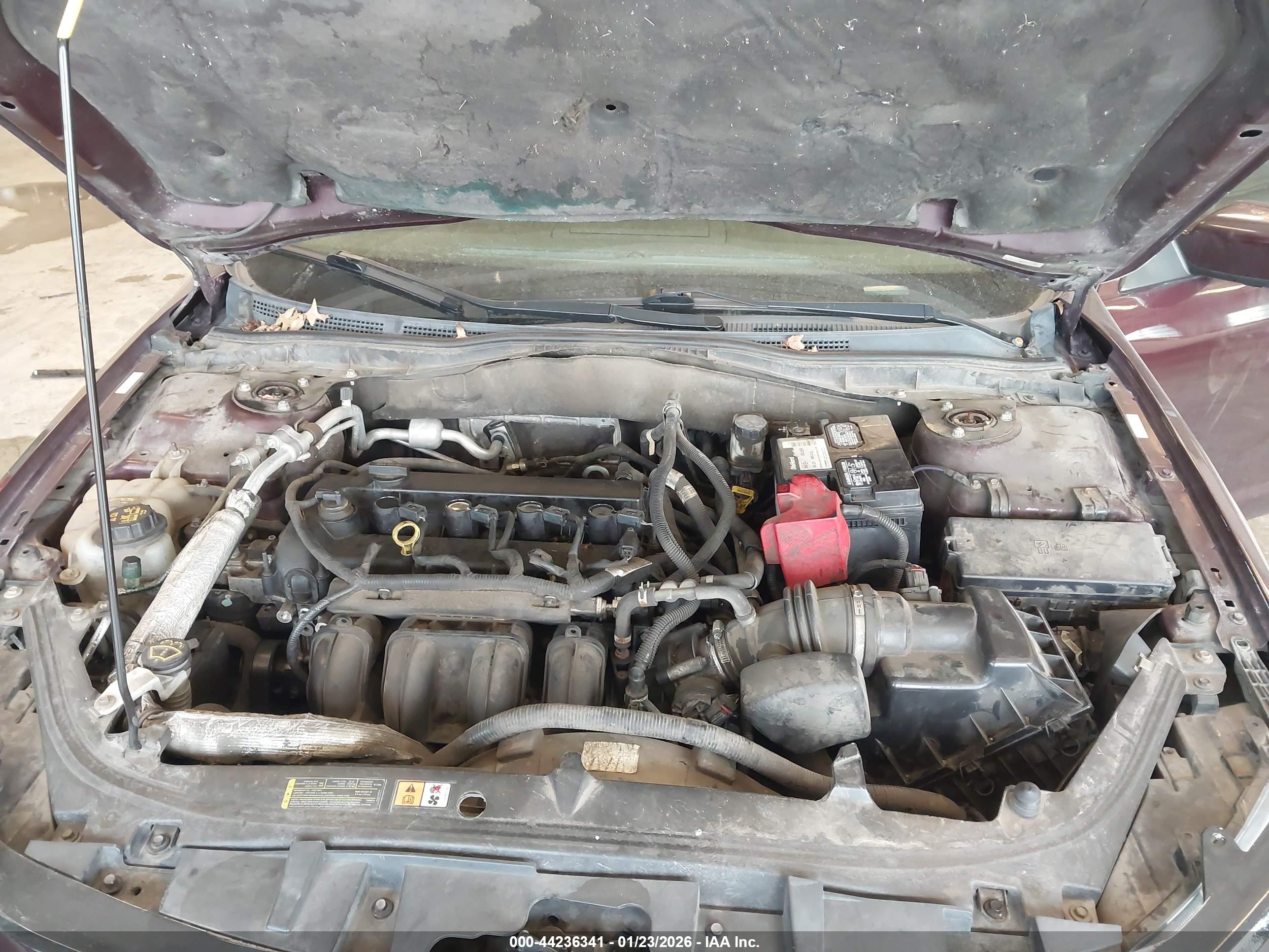 FORD FUSION image 10
