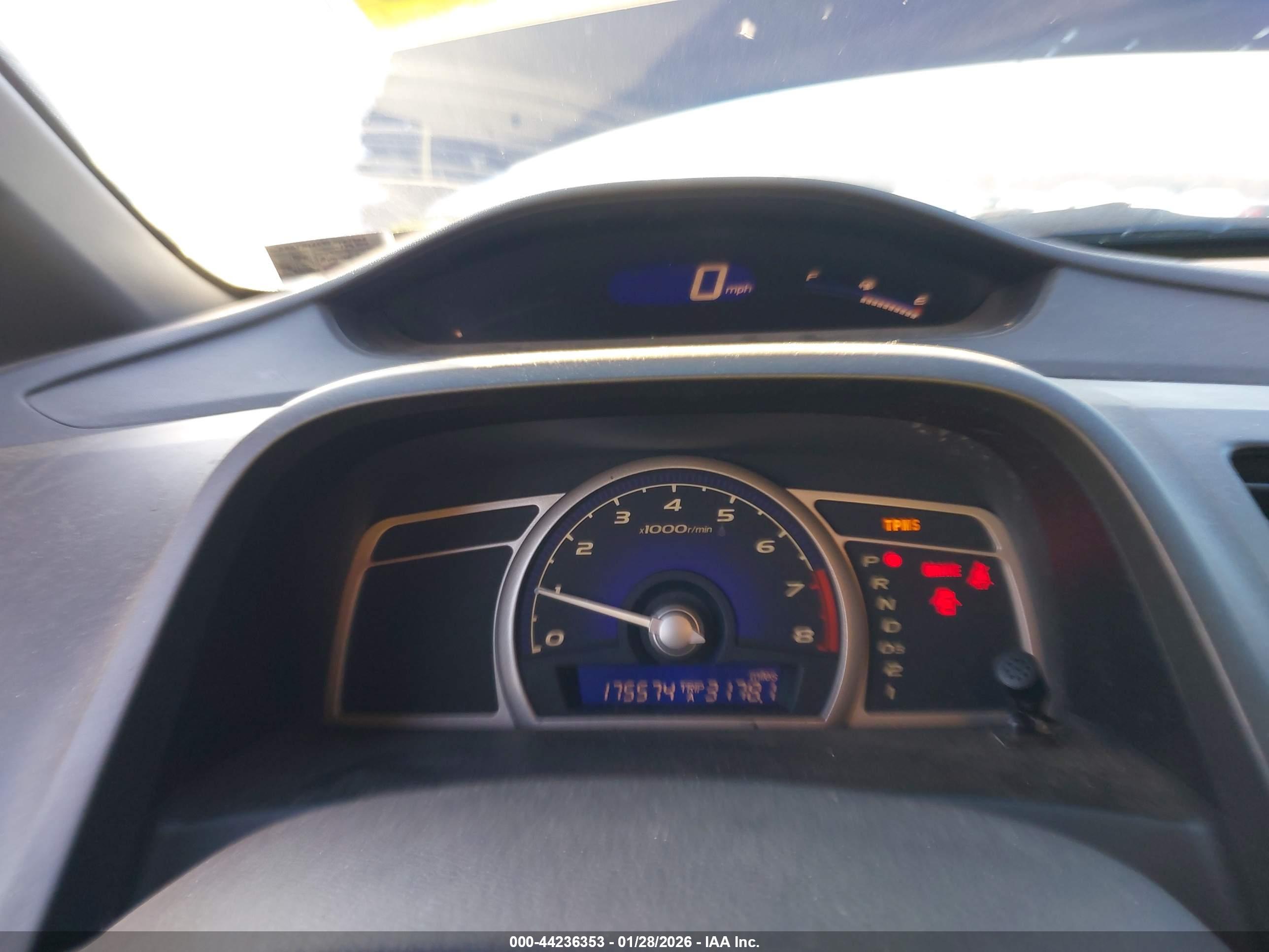 HONDA CIVIC image 7
