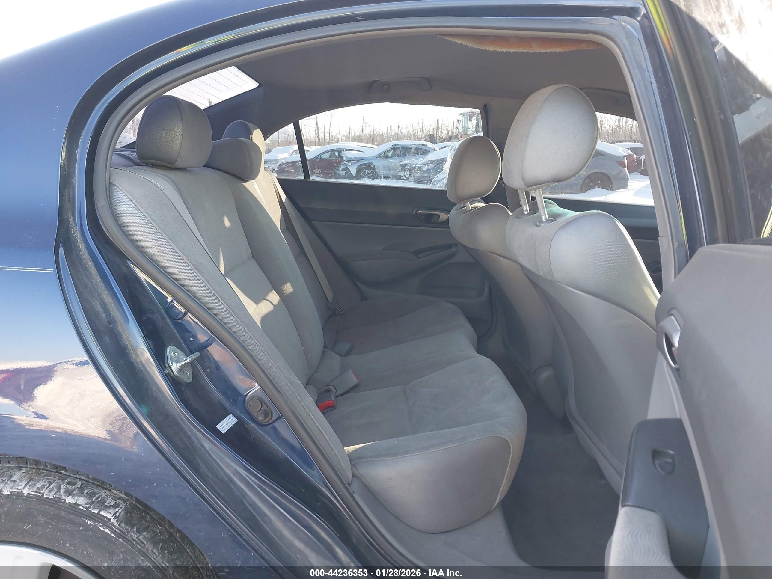 HONDA CIVIC image 8