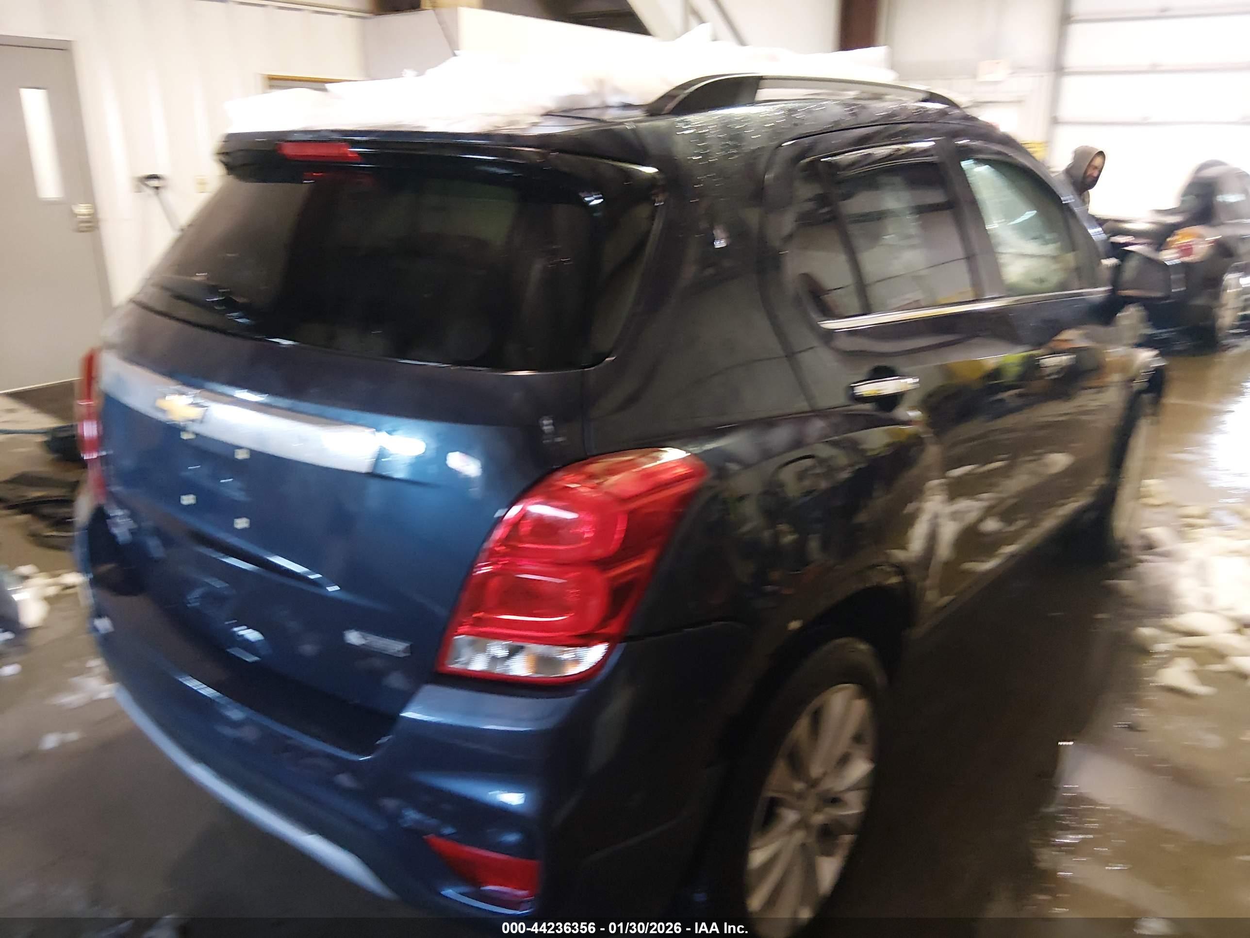 CHEVROLET TRAX image 4