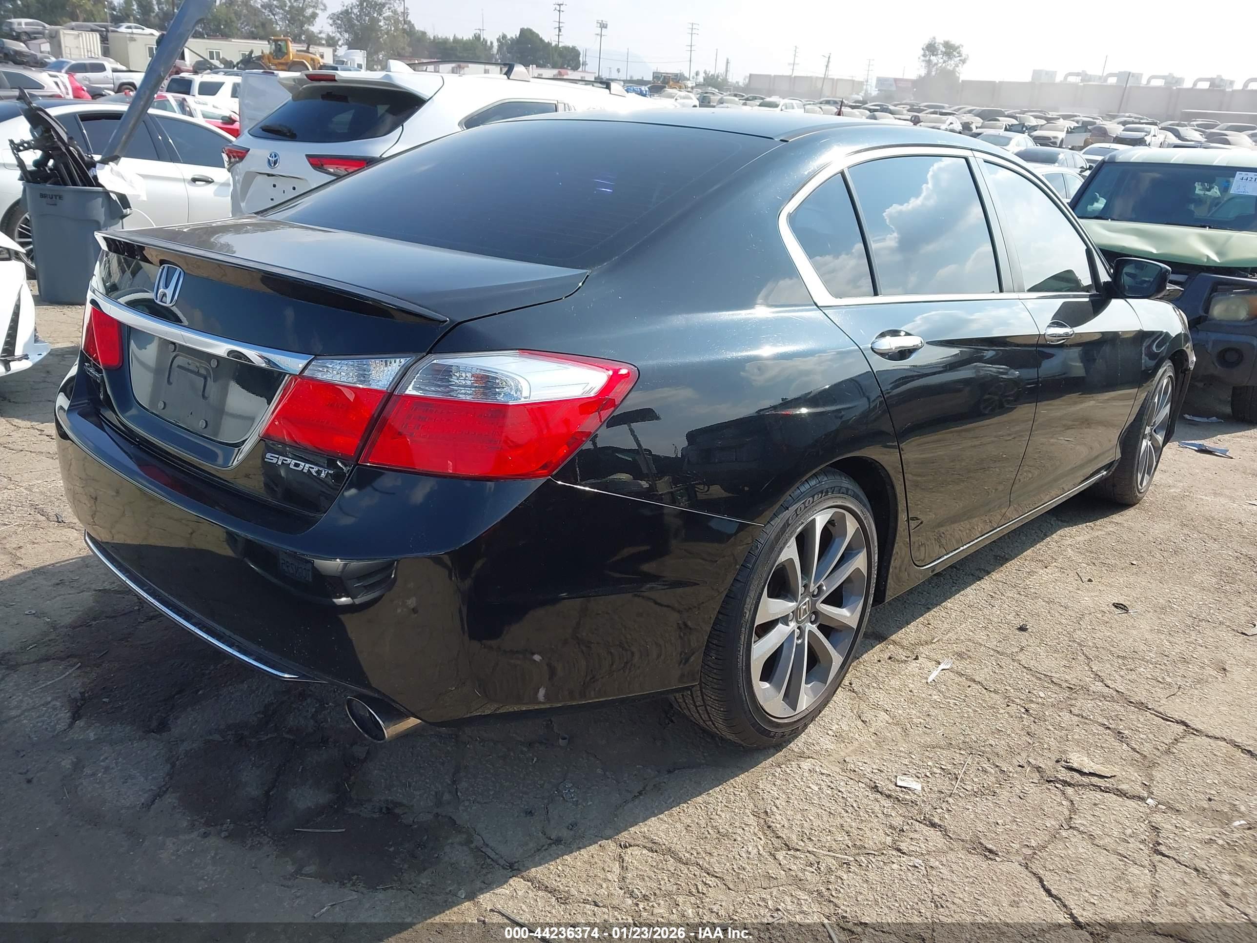 HONDA ACCORD image 4