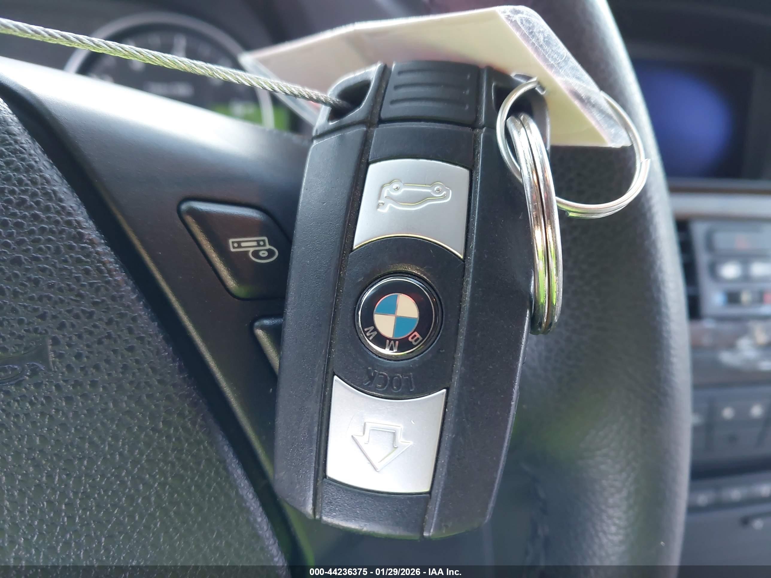 BMW 328I image 11