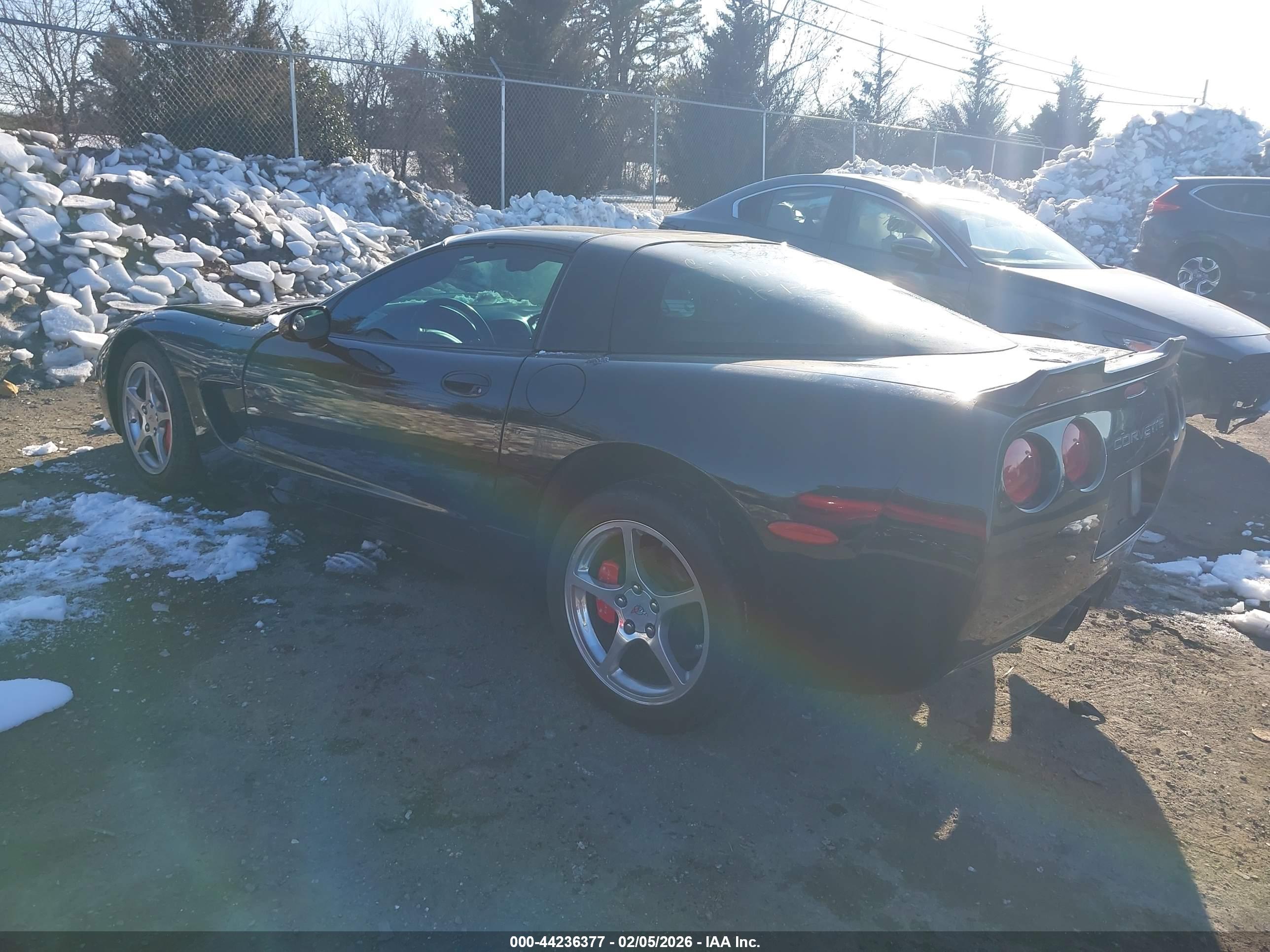 CHEVROLET CORVETTE image 3