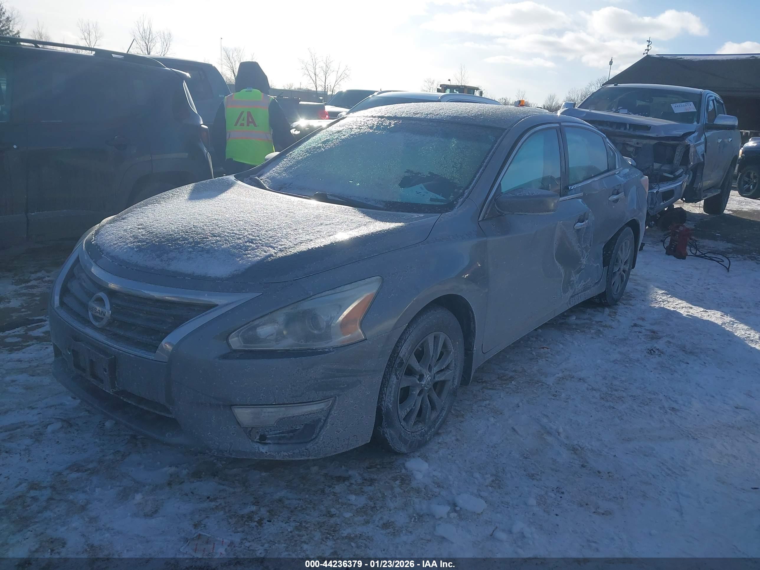NISSAN ALTIMA image 2