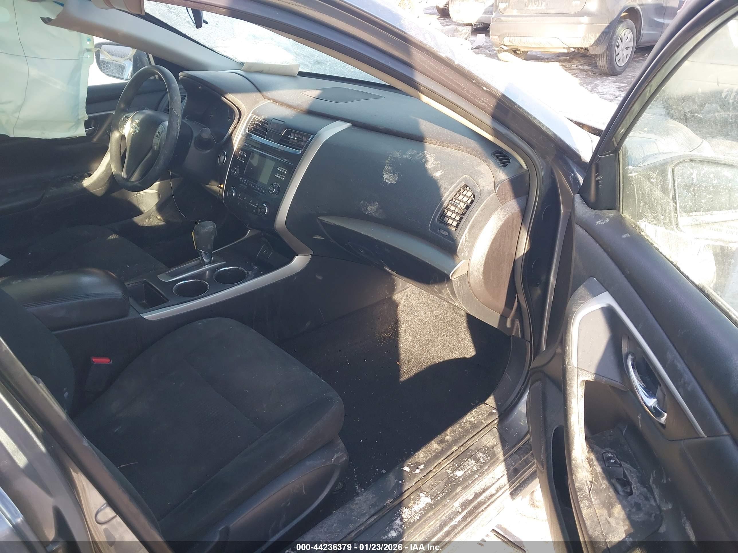 NISSAN ALTIMA image 5