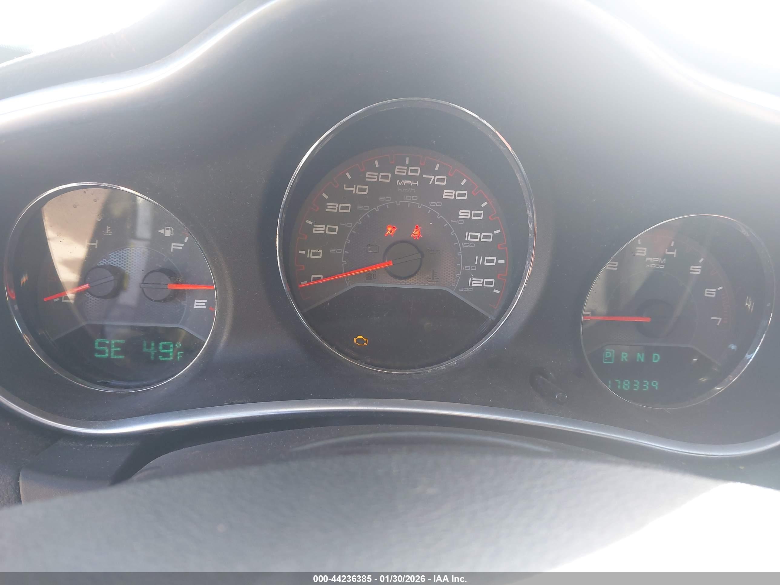 DODGE AVENGER image 7