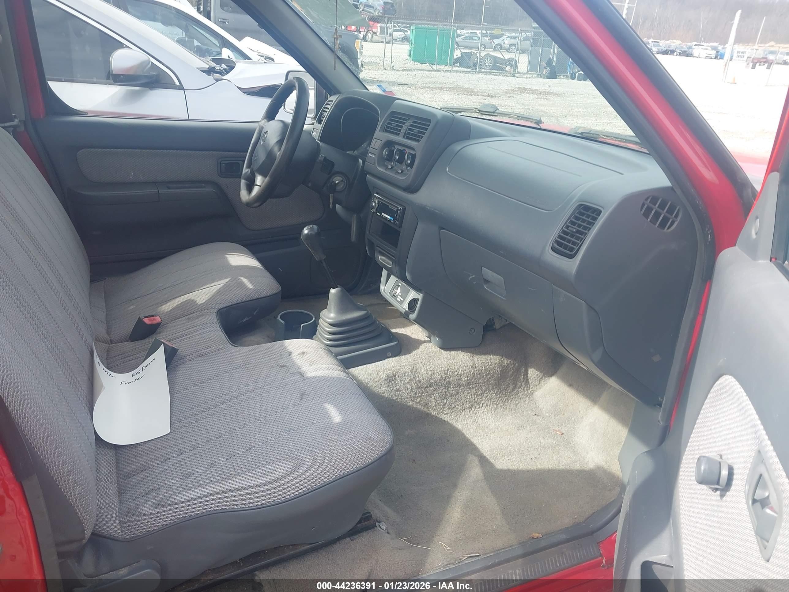 NISSAN FRONTIER image 5