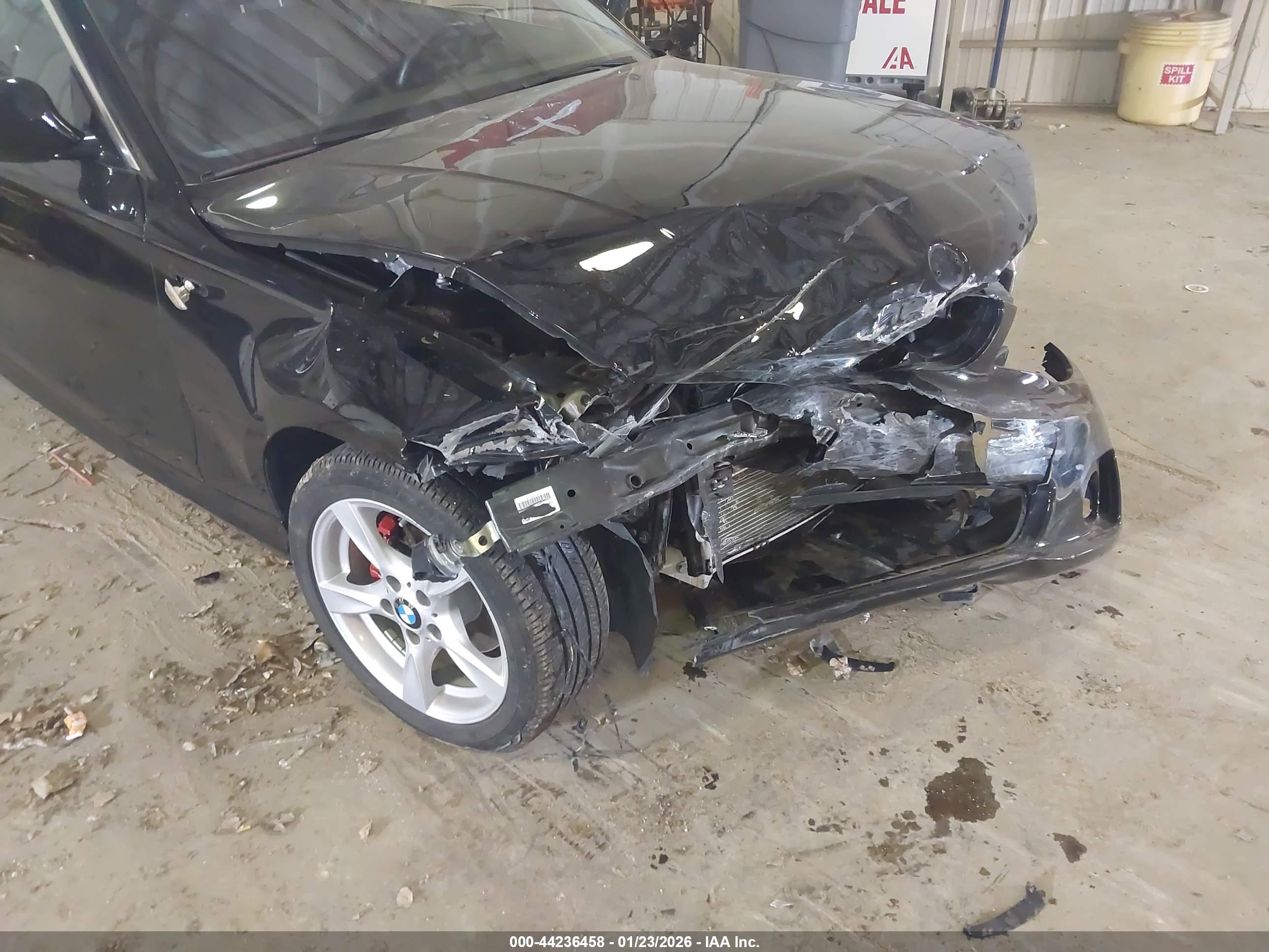 BMW 128I image 6