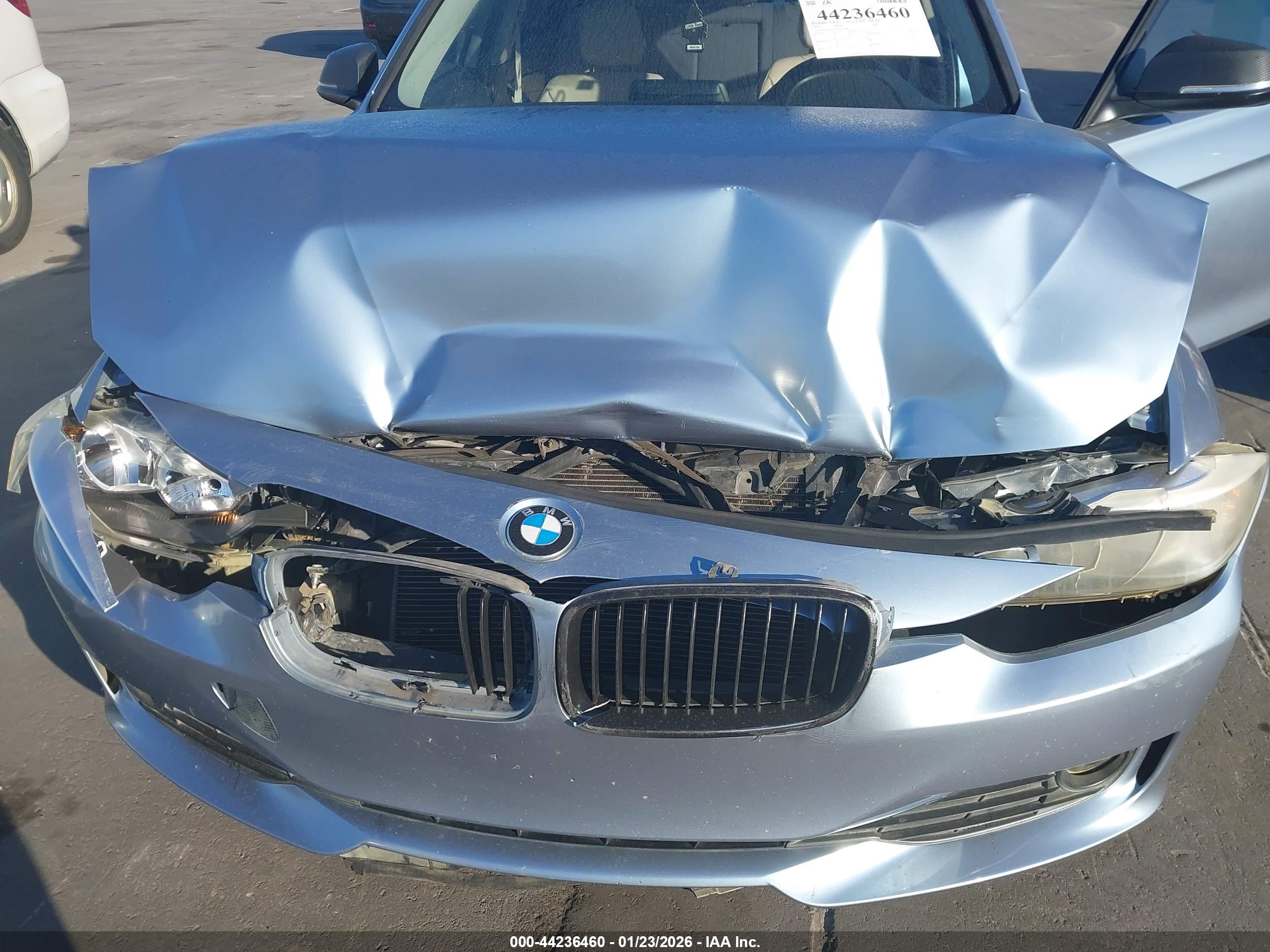 BMW 320I image 6