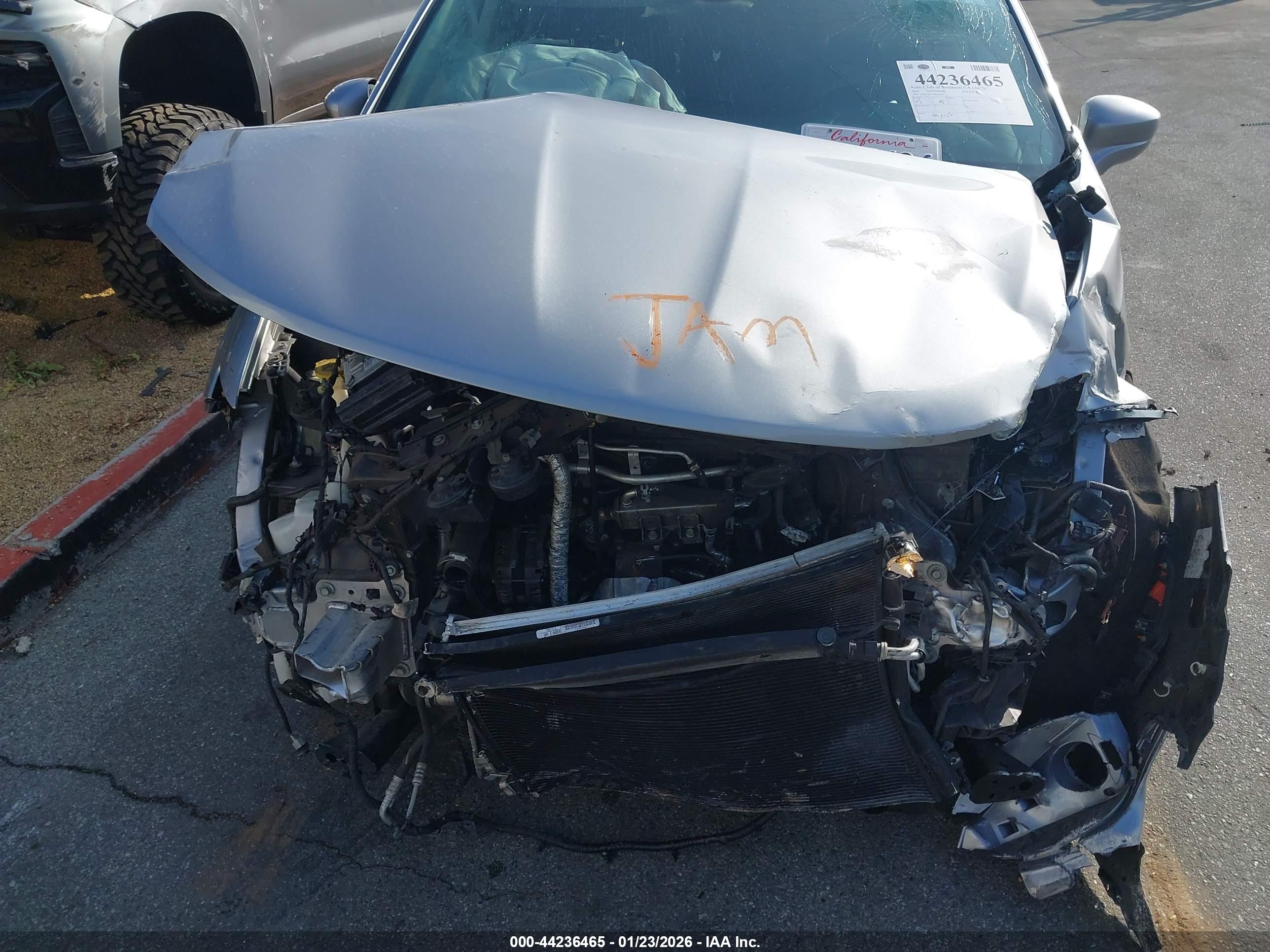 CHRYSLER PACIFICA image 10
