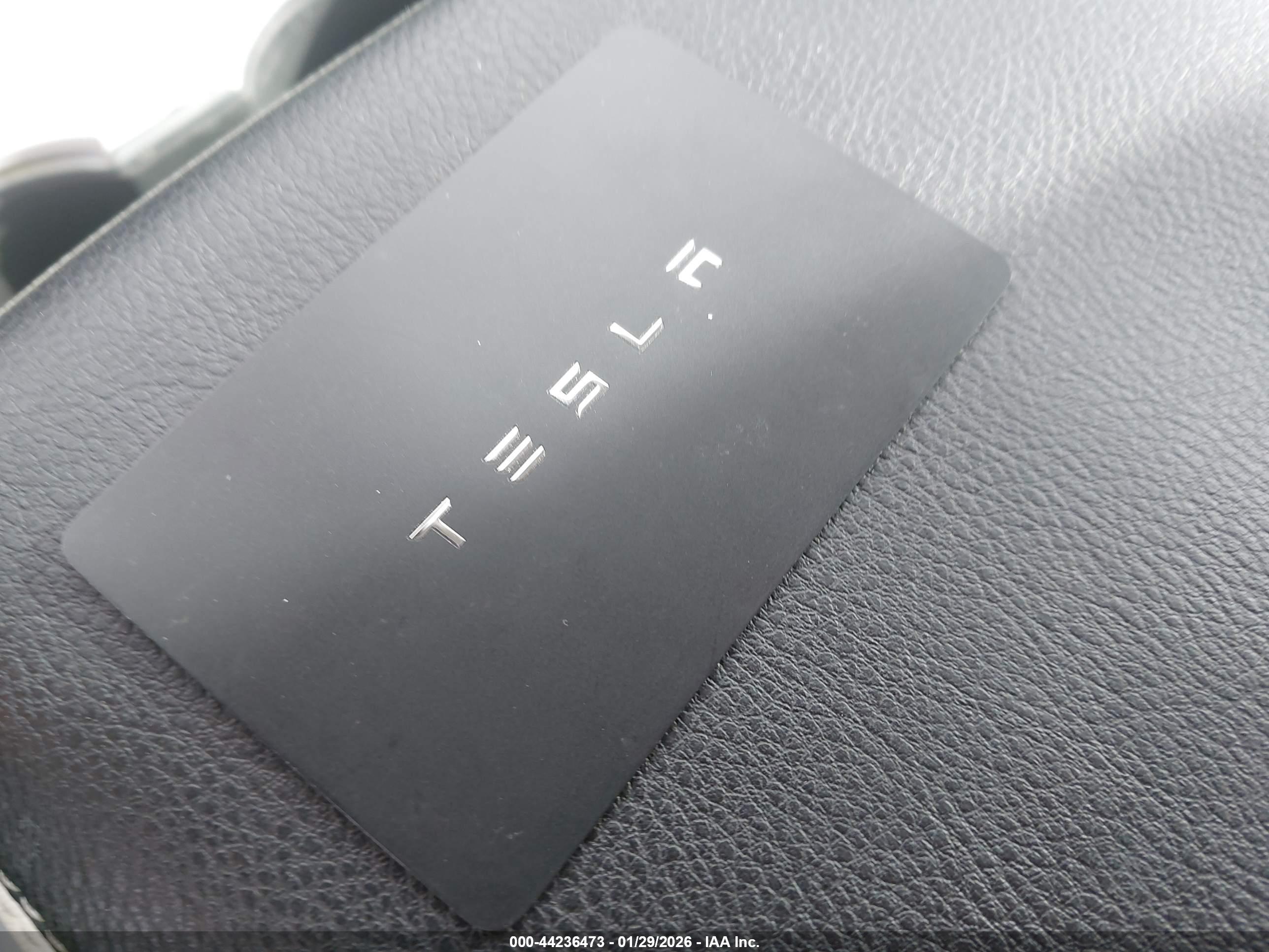 TESLA MODEL image 11