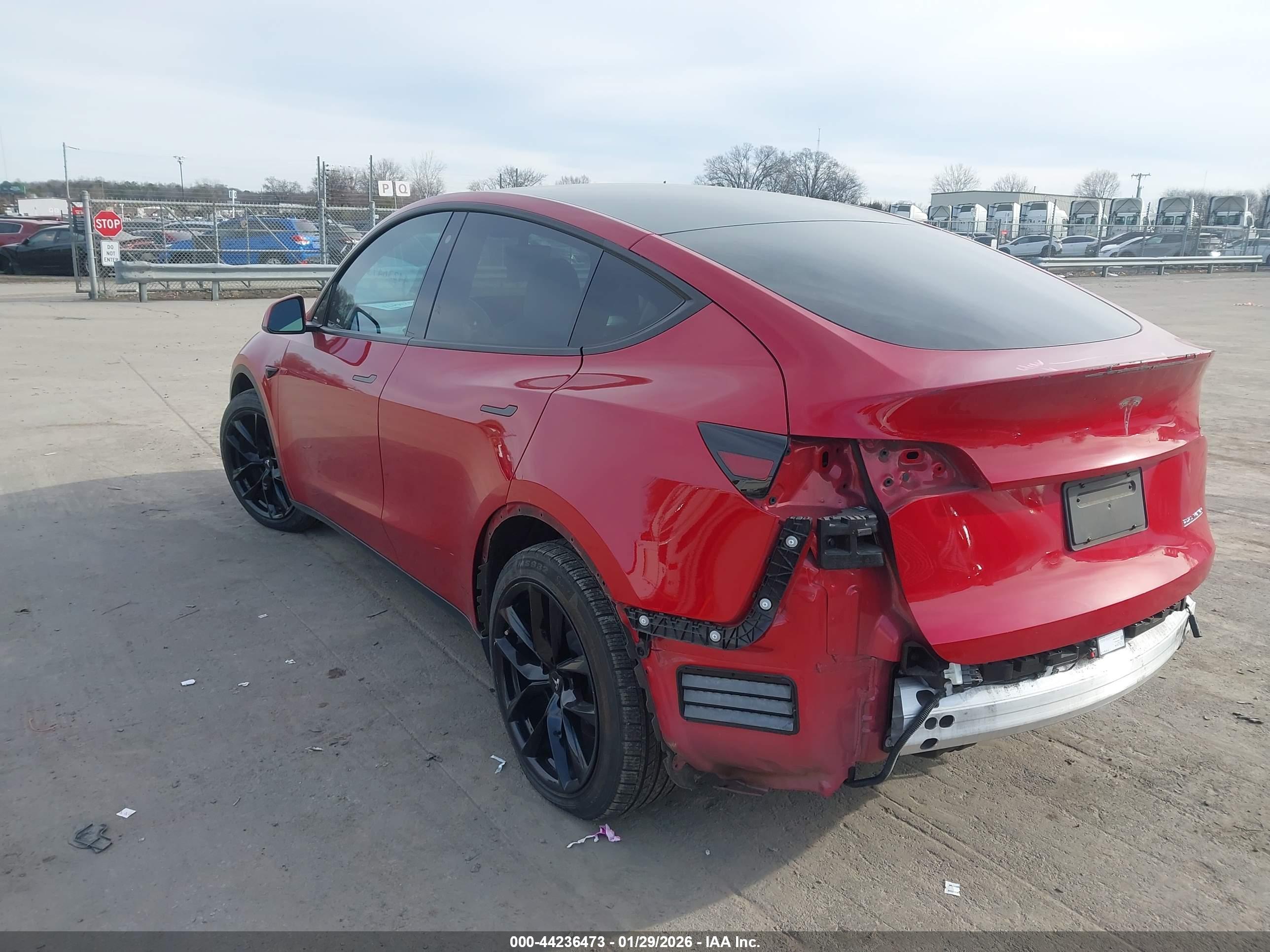 TESLA MODEL image 3