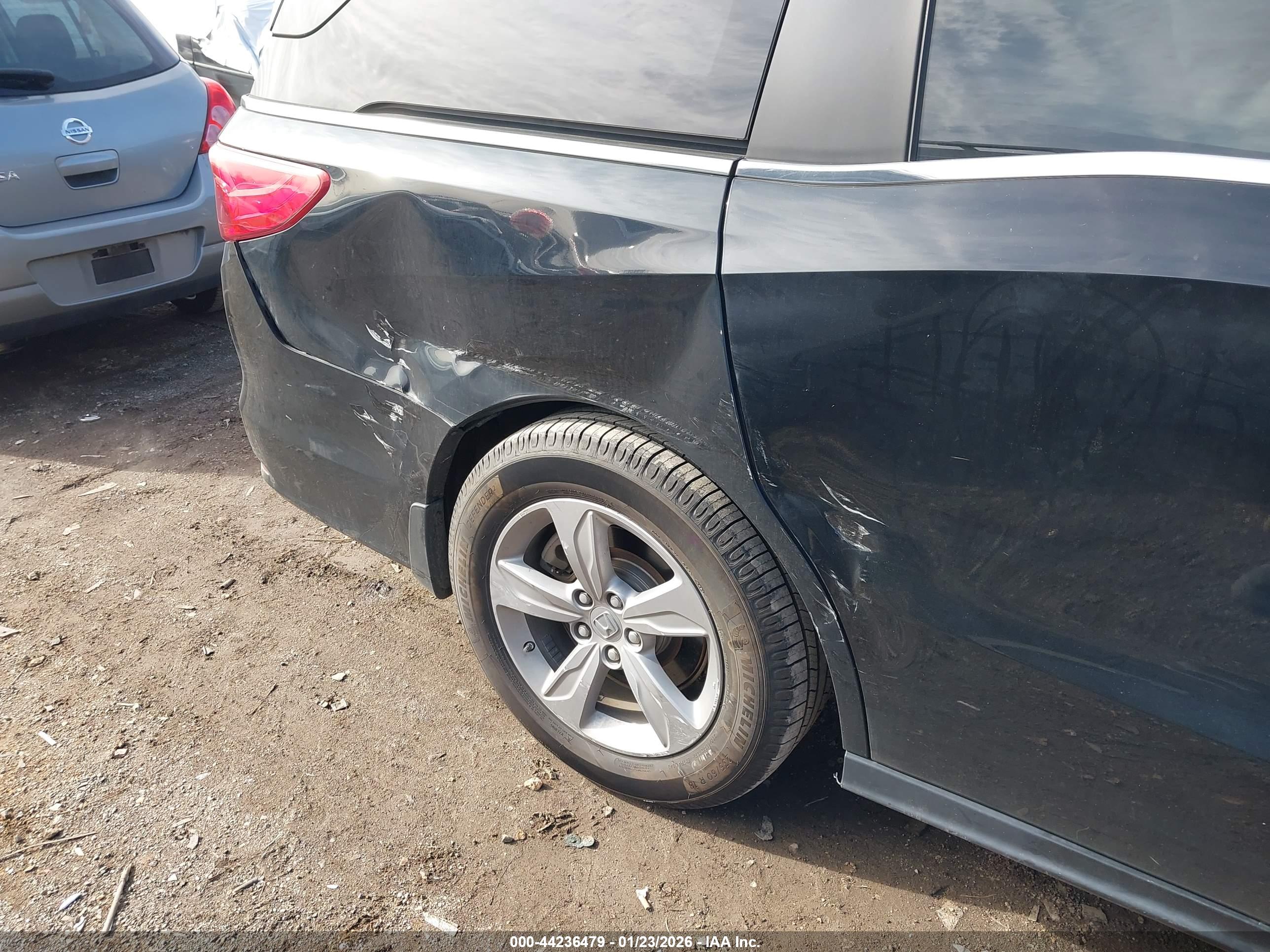 HONDA ODYSSEY image 6