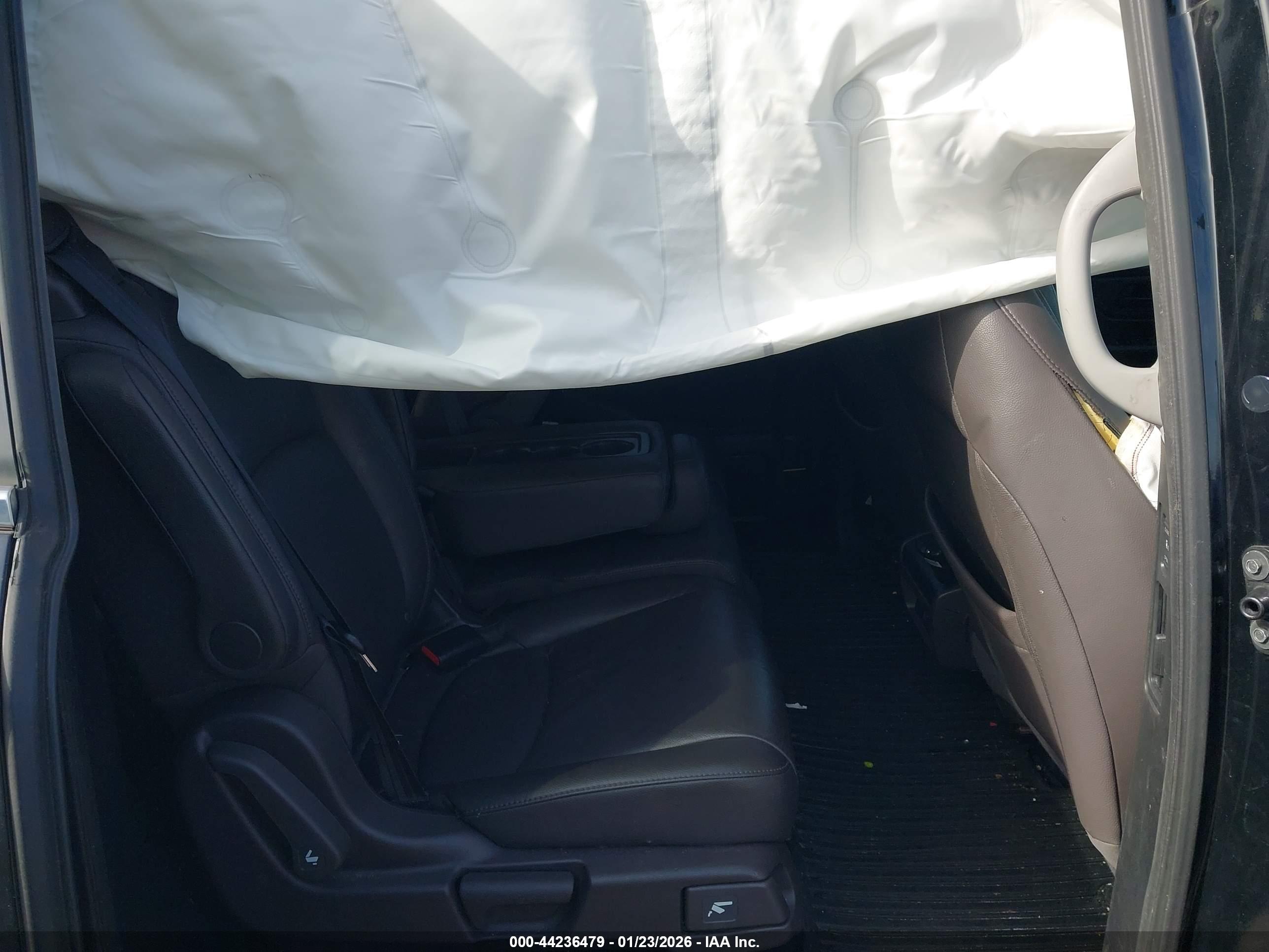 HONDA ODYSSEY image 8