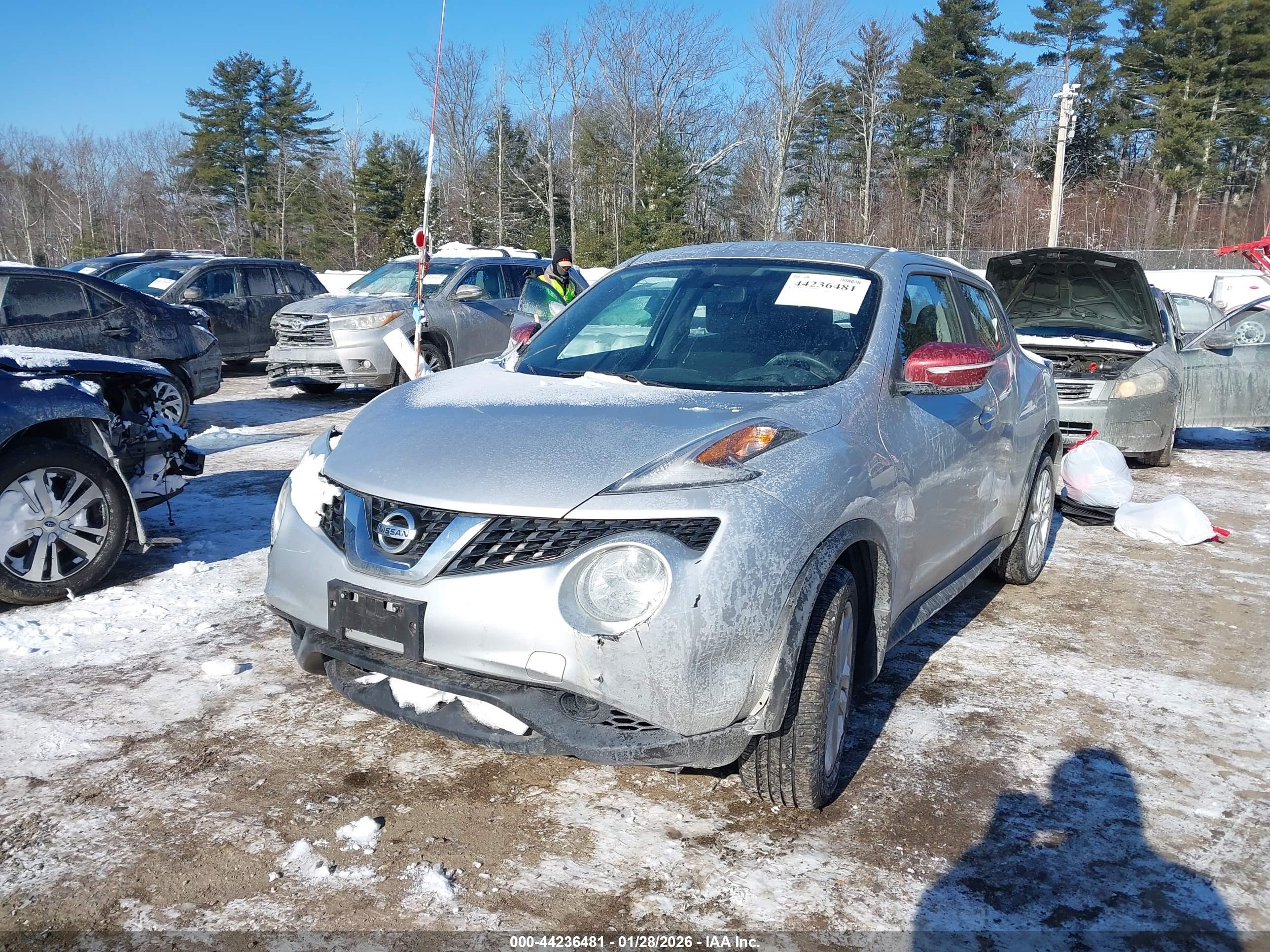 NISSAN JUKE image 2