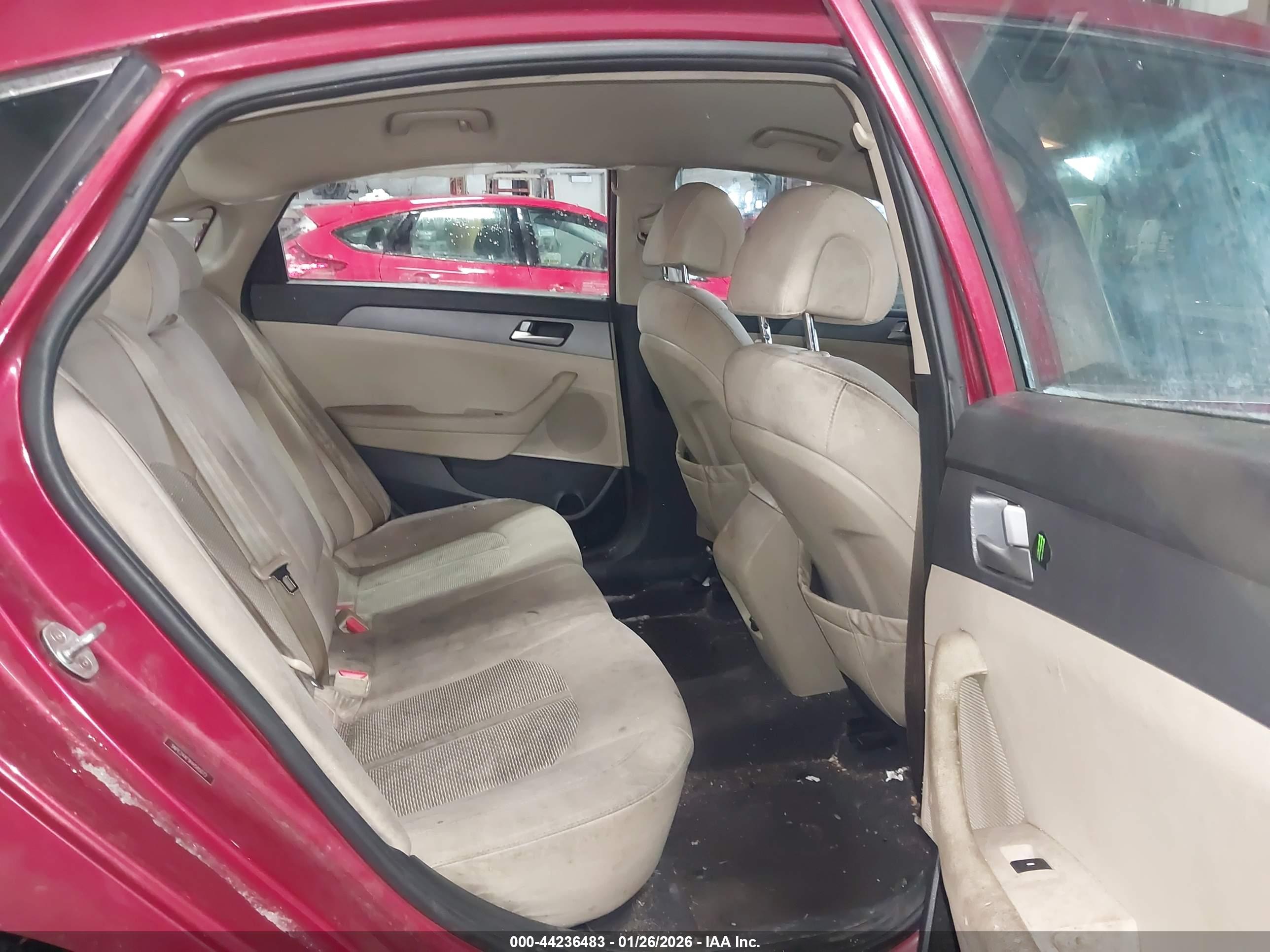 HYUNDAI SONATA image 8