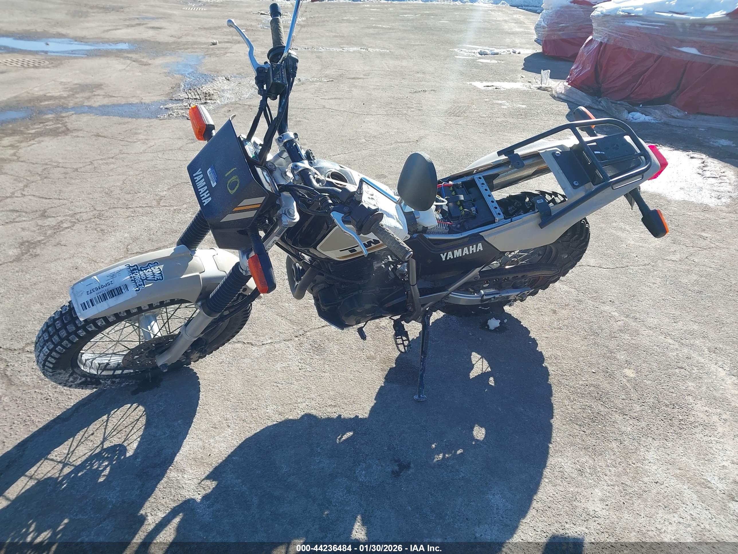 YAMAHA TW200 image 9