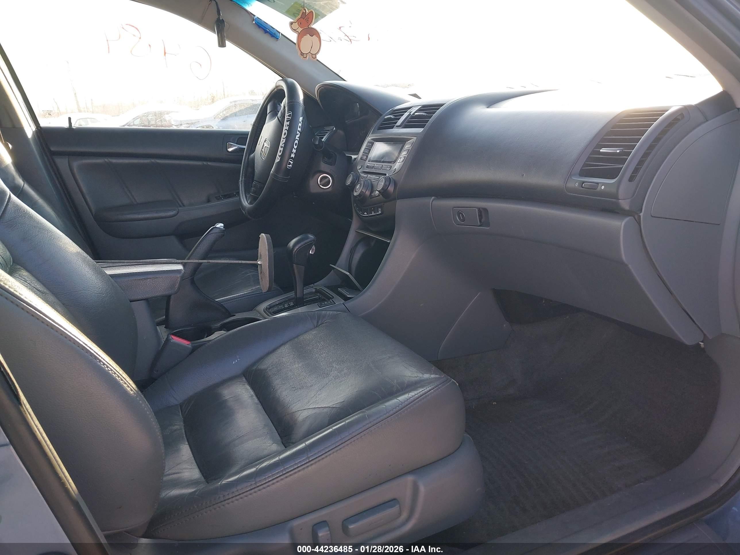 HONDA ACCORD image 5