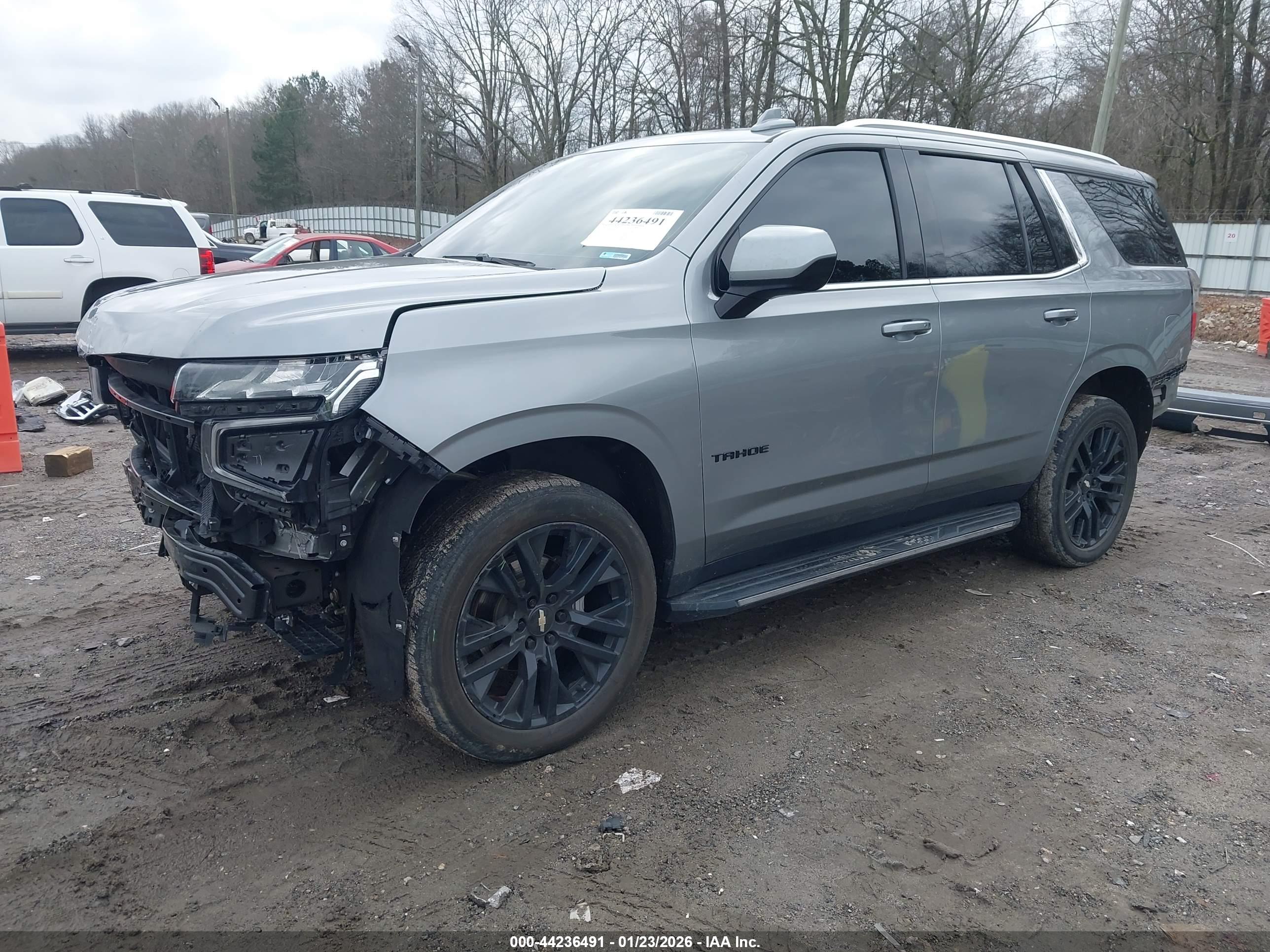 CHEVROLET TAHOE image 2