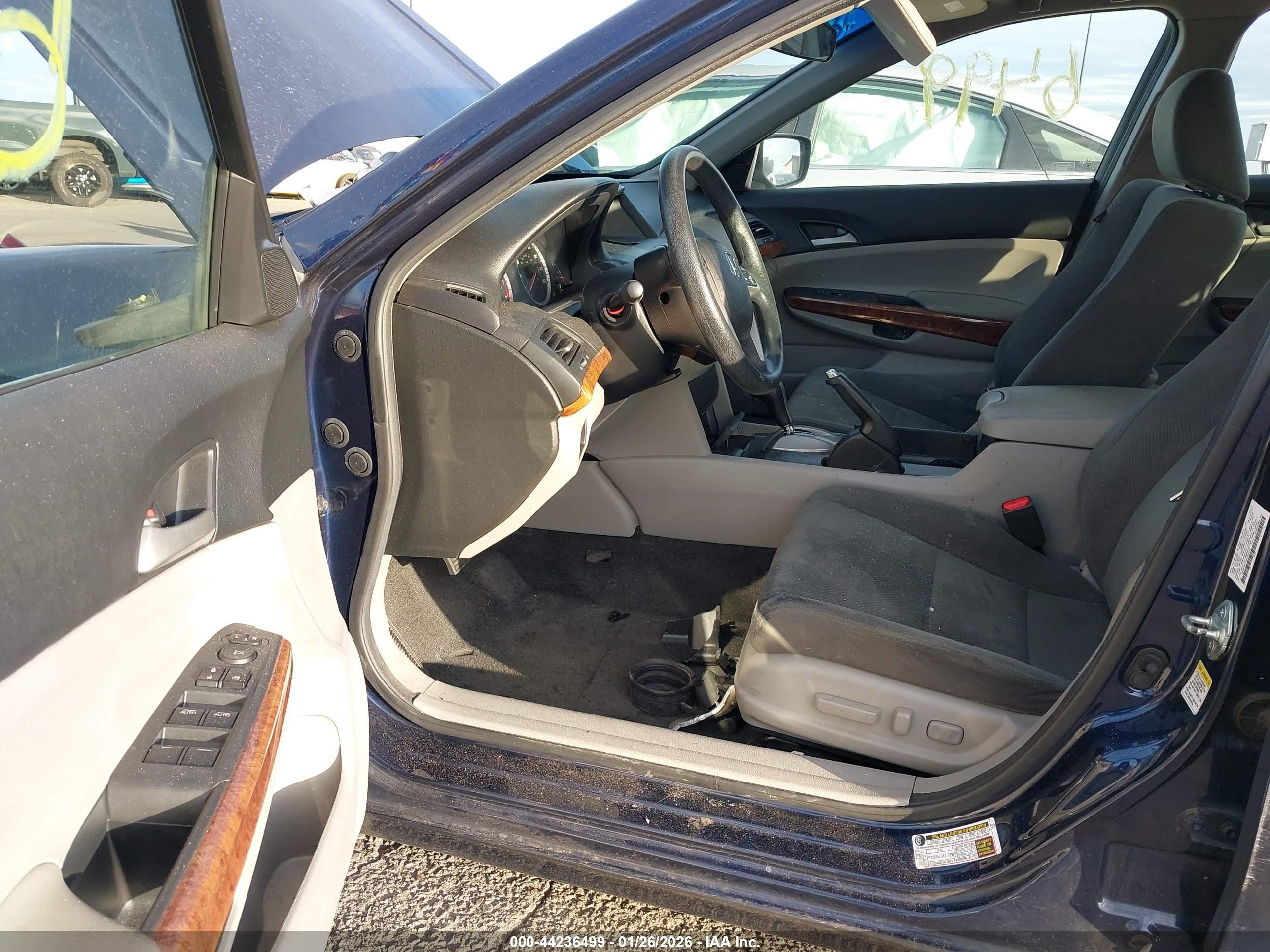 HONDA ACCORD image 5