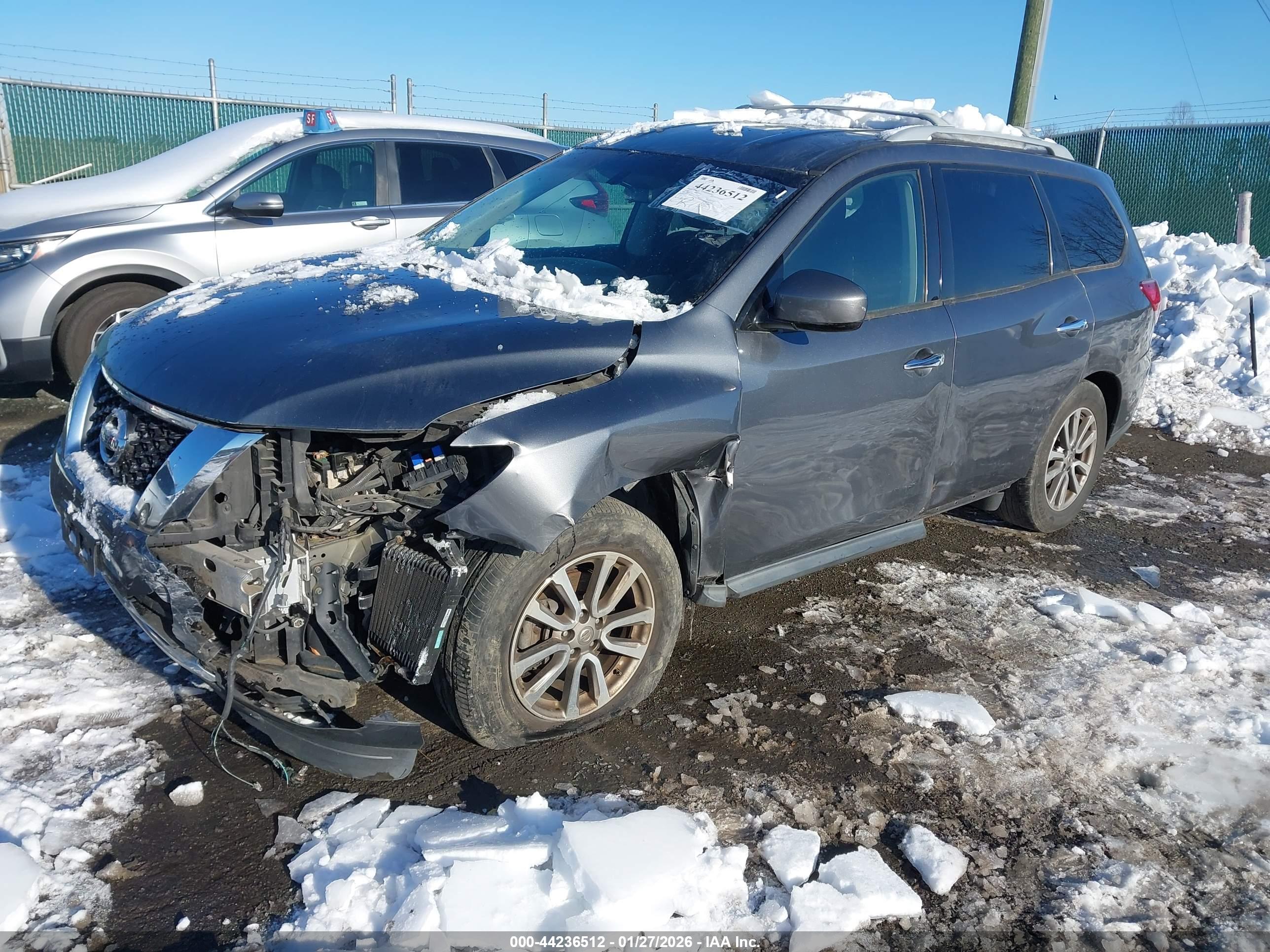NISSAN PATHFINDER image 2