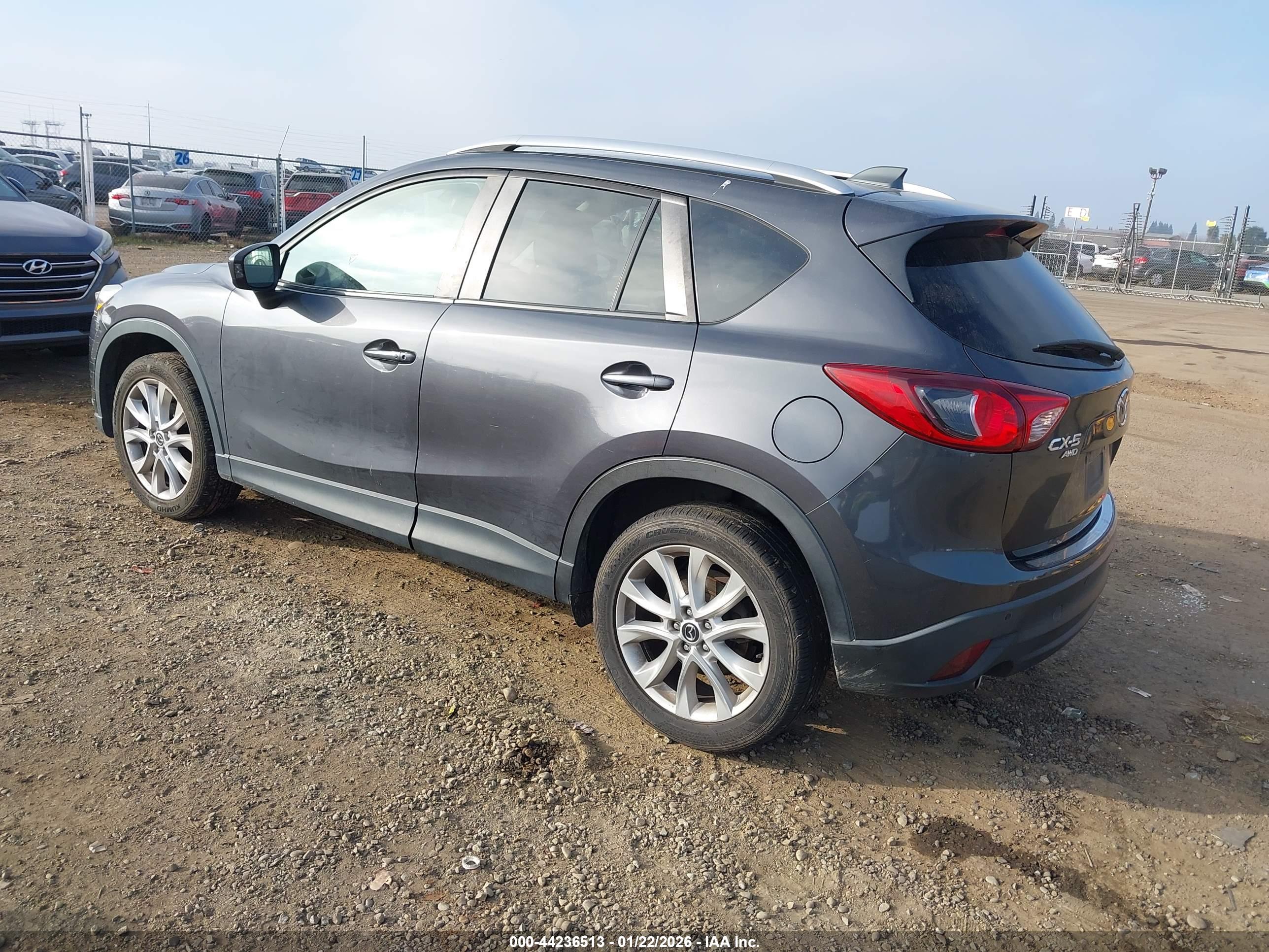 MAZDA CX-5 image 3