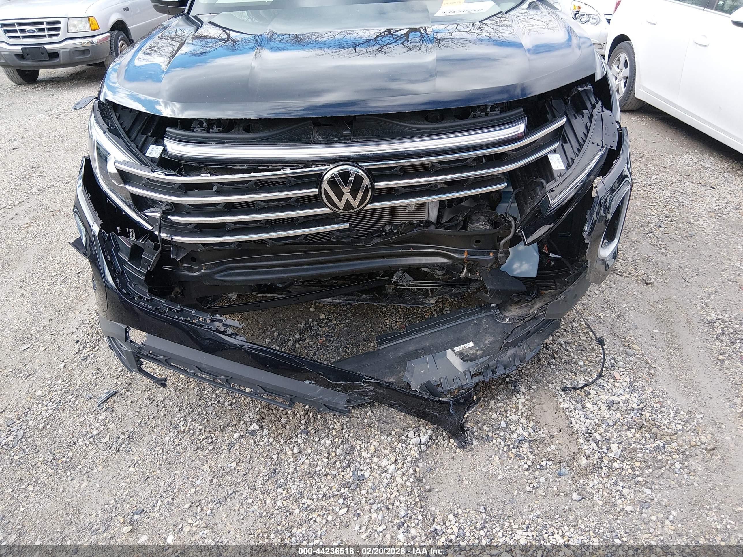 VOLKSWAGEN ATLAS image 6